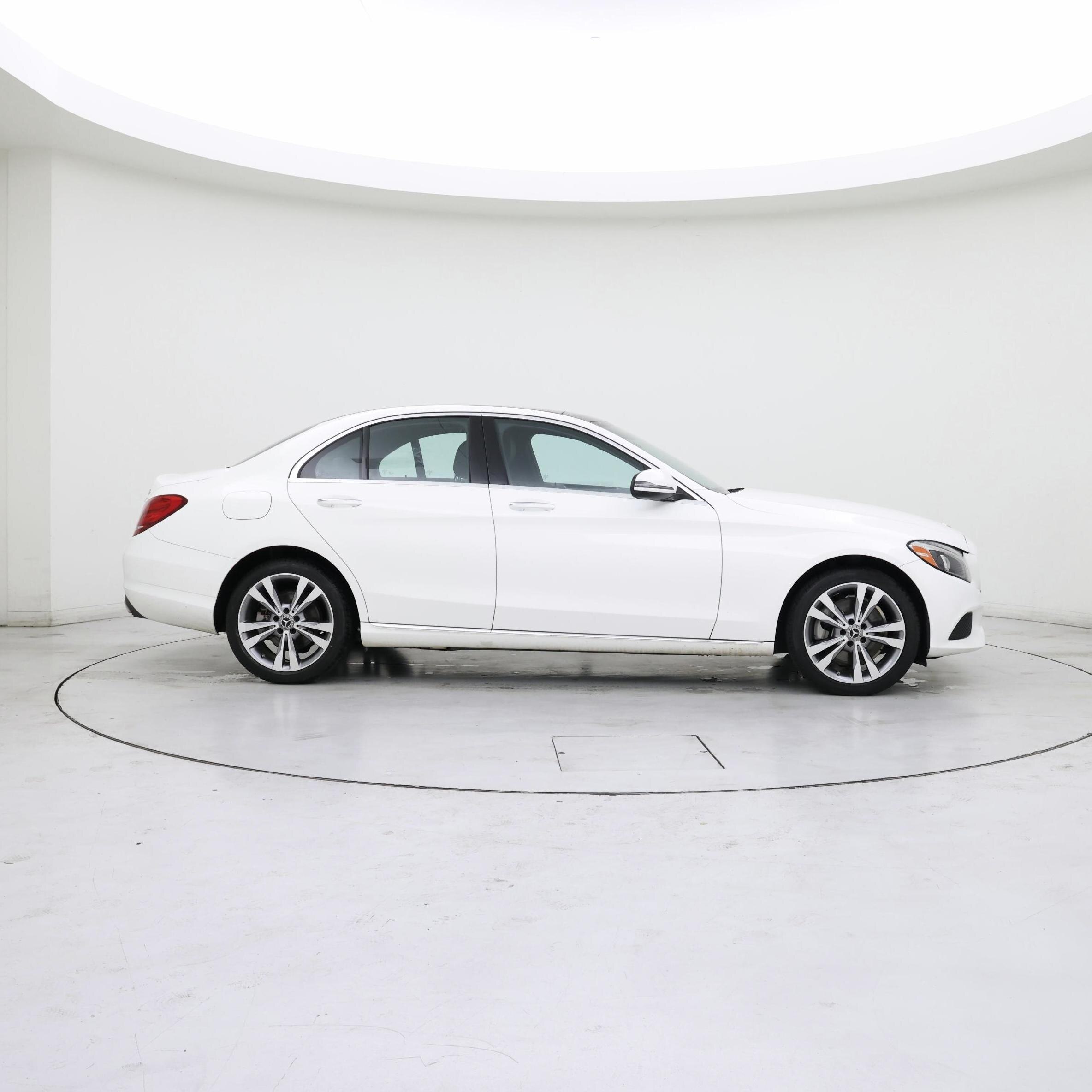 Thumbnail: 2018 Mercedes-Benz C-Class - 7