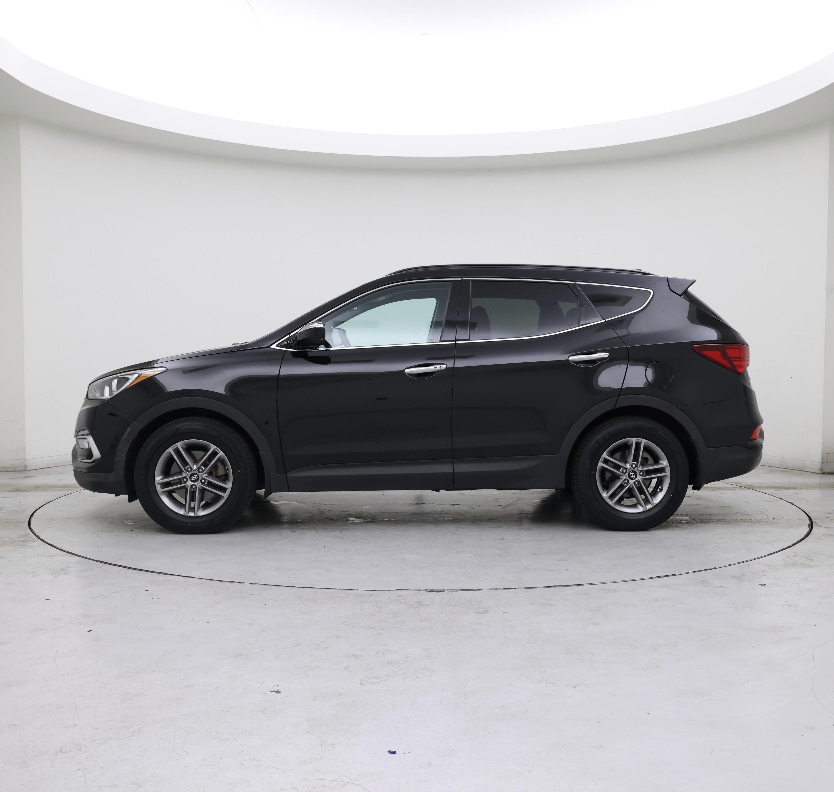 Thumbnail: 2018 Hyundai Santa Fe - 3