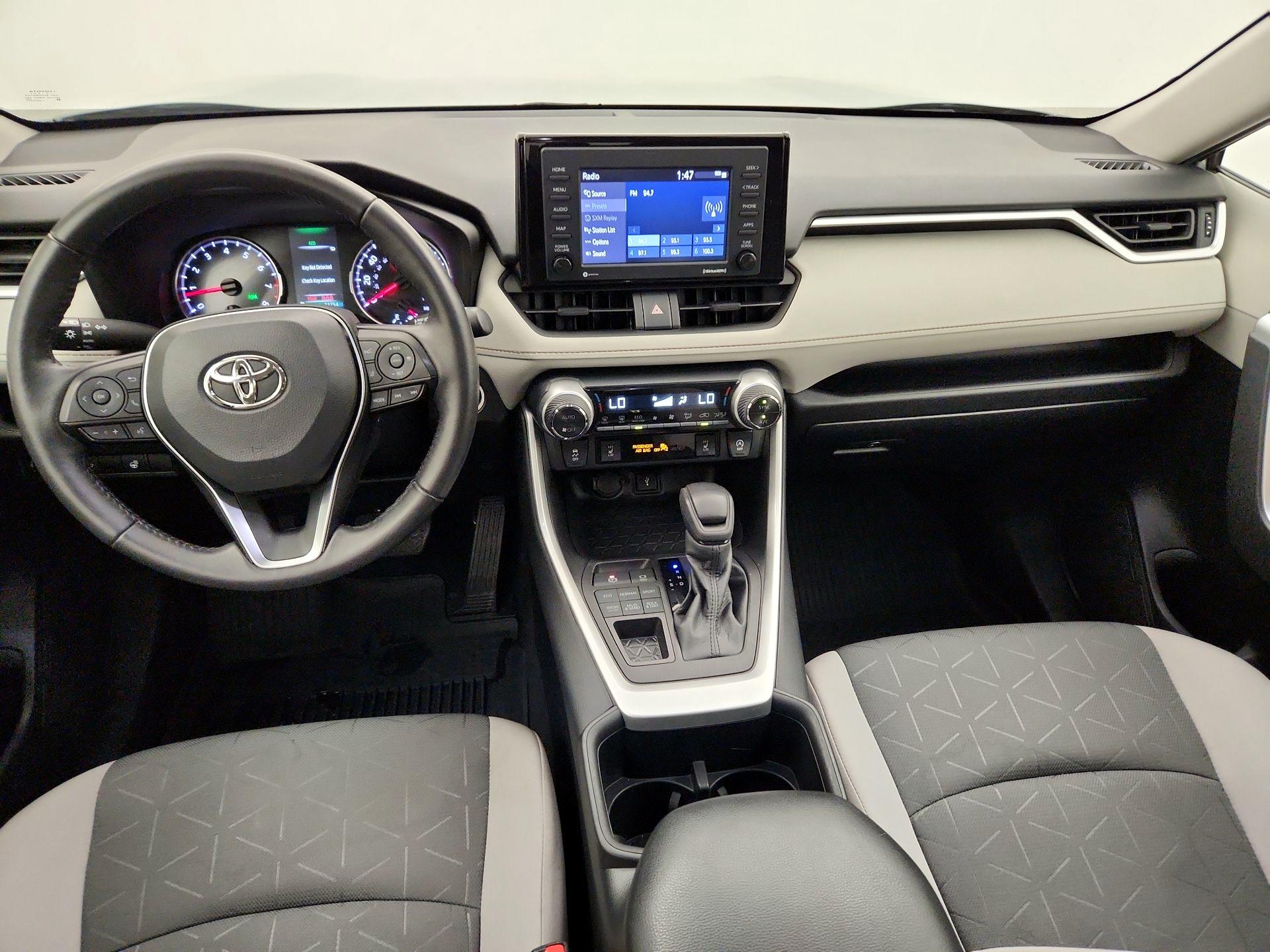 Thumbnail: 2022 Toyota RAV4 - 9