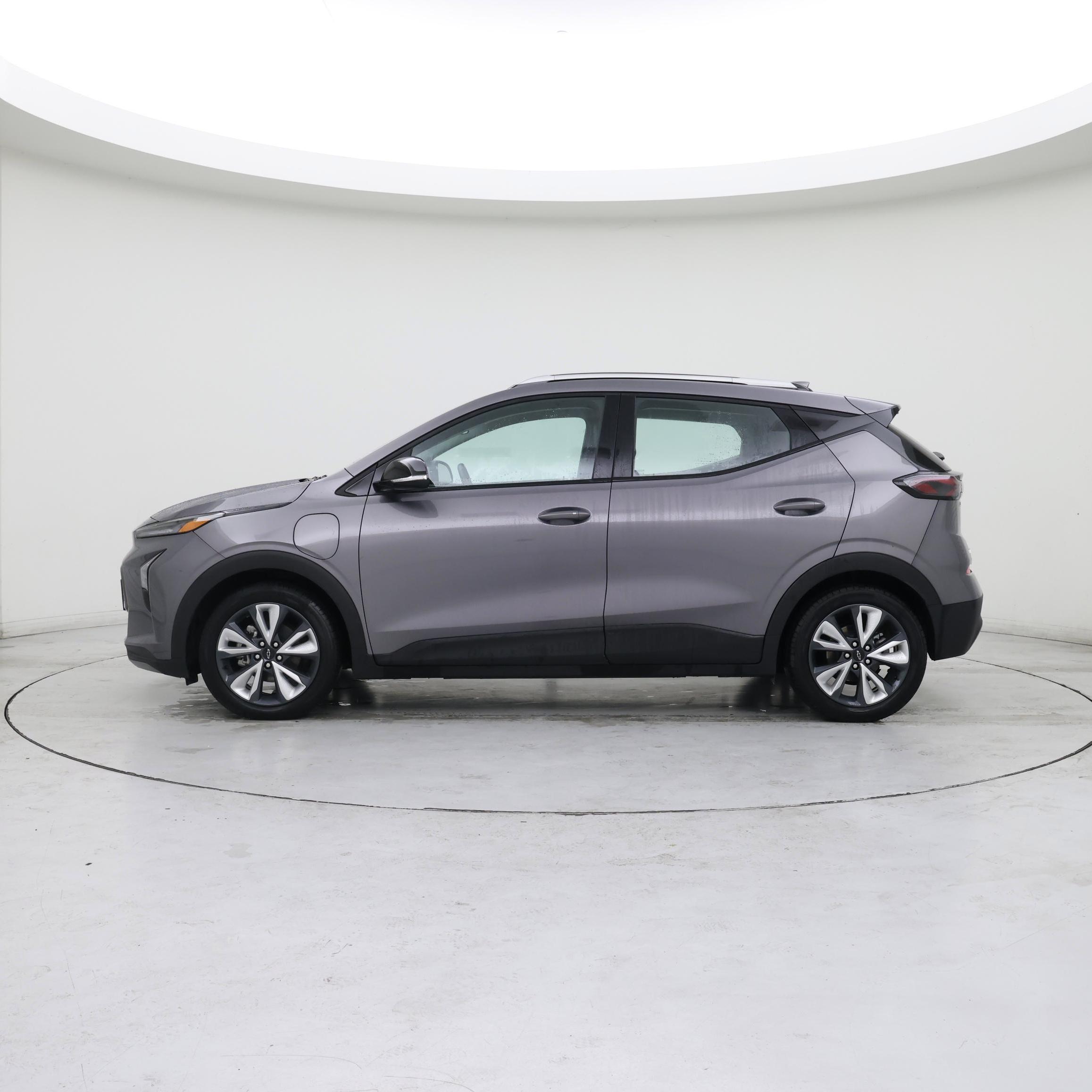 Thumbnail: 2023 Chevrolet Bolt EUV - 3