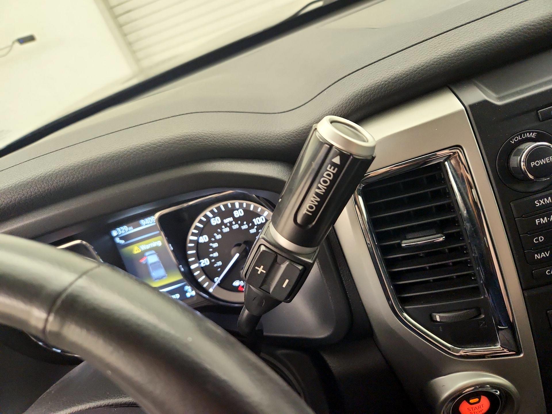 Thumbnail: 2017 Nissan Titan - 18