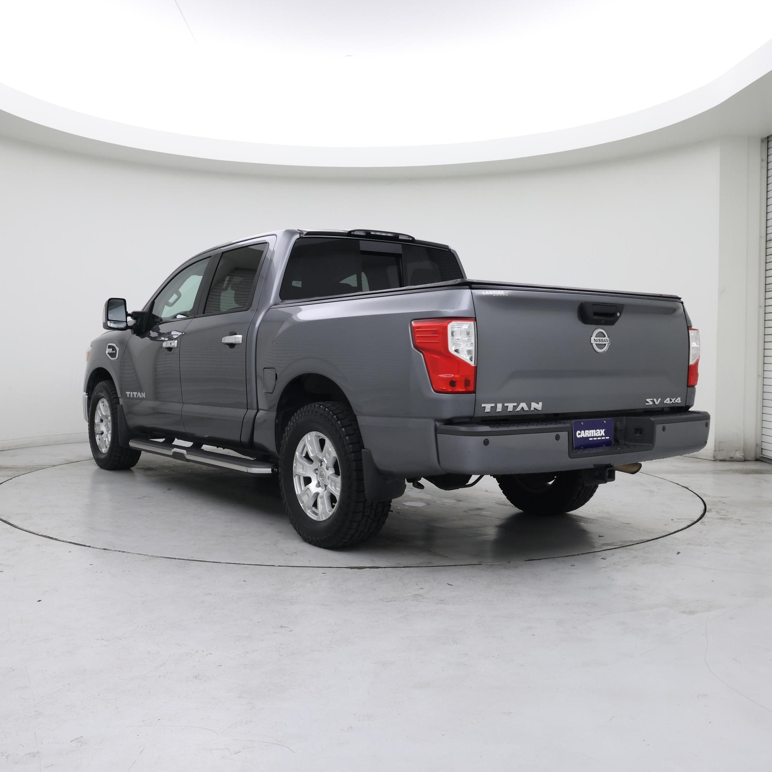 Thumbnail: 2017 Nissan Titan - 2