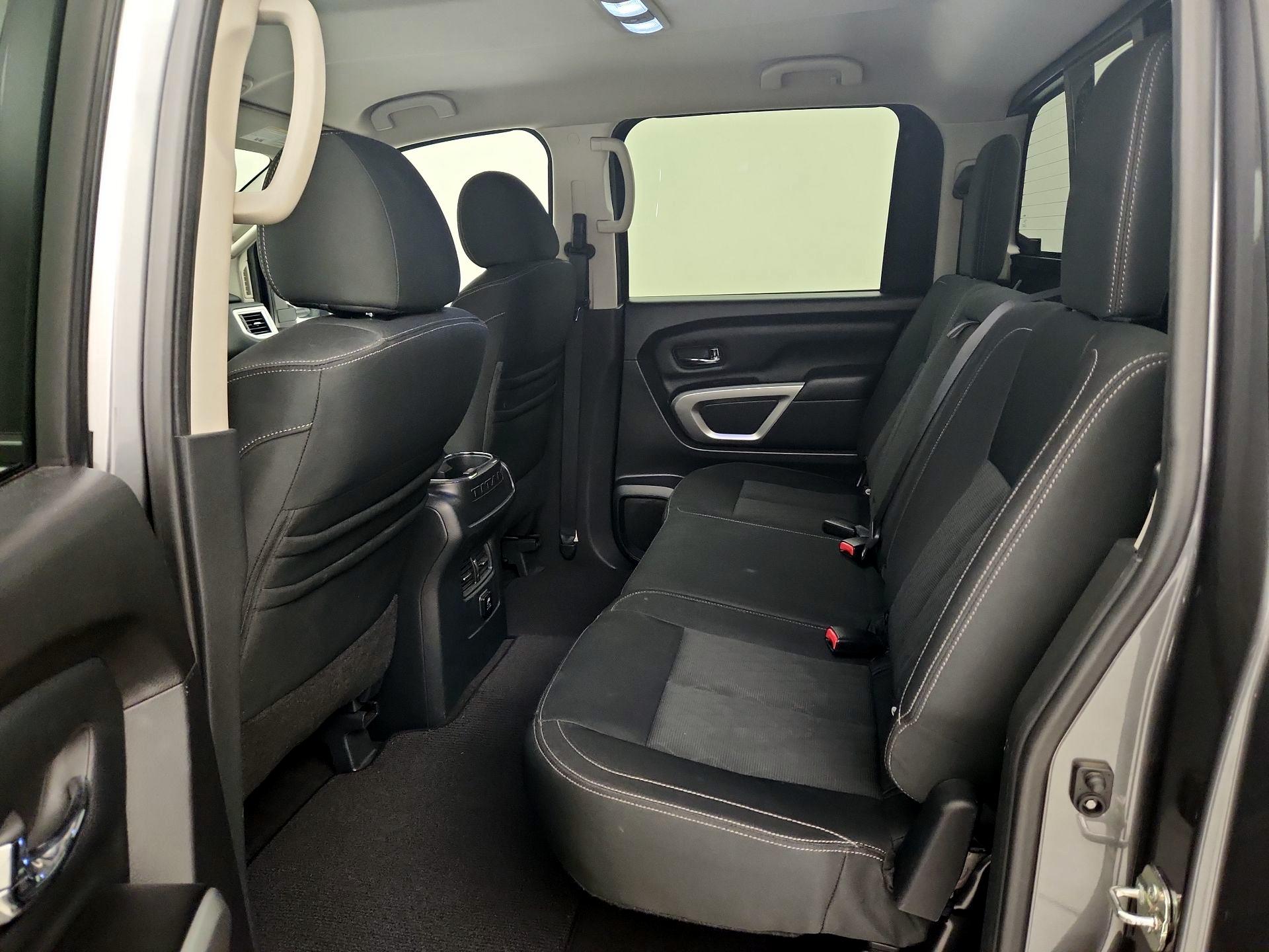 Thumbnail: 2017 Nissan Titan - 20