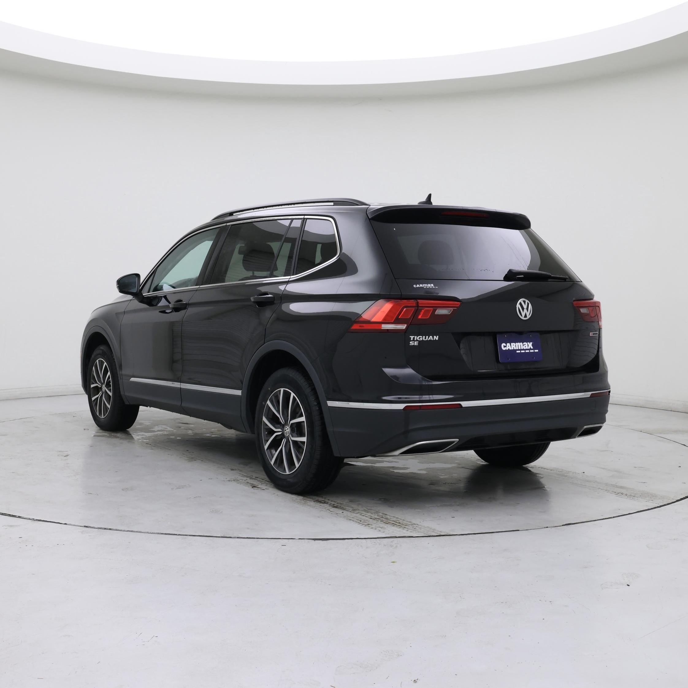 Thumbnail: 2020 Volkswagen Tiguan - 2