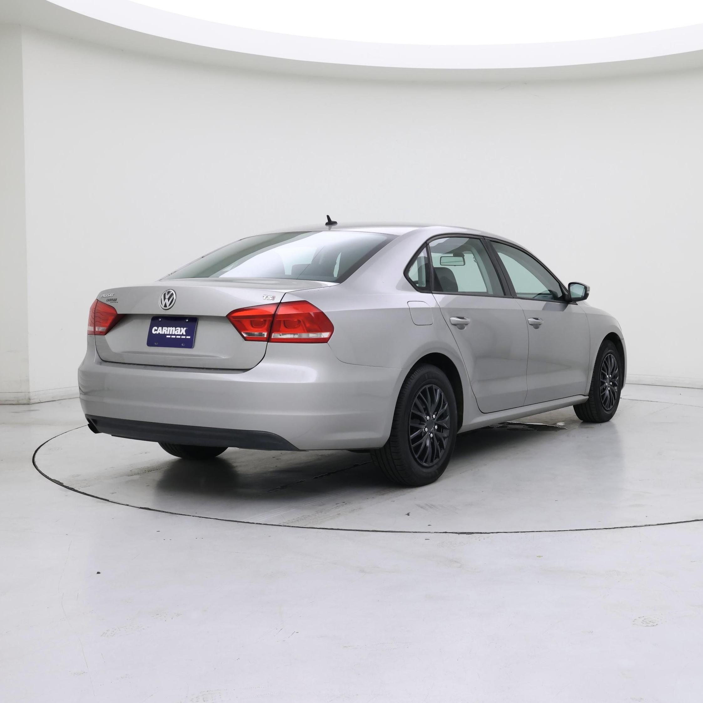 Thumbnail: 2014 Volkswagen Passat - 8