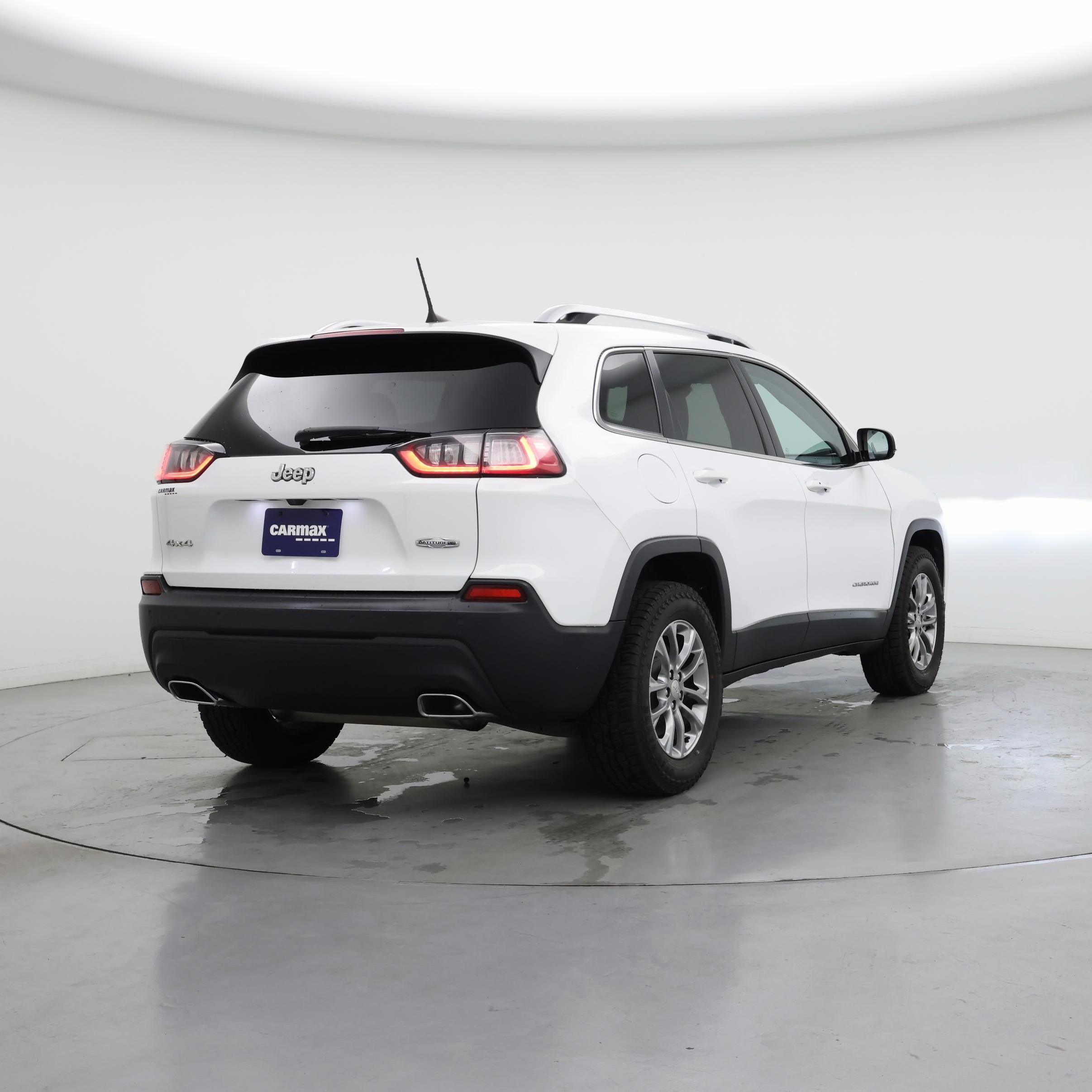 Thumbnail: 2019 Jeep Cherokee - 8