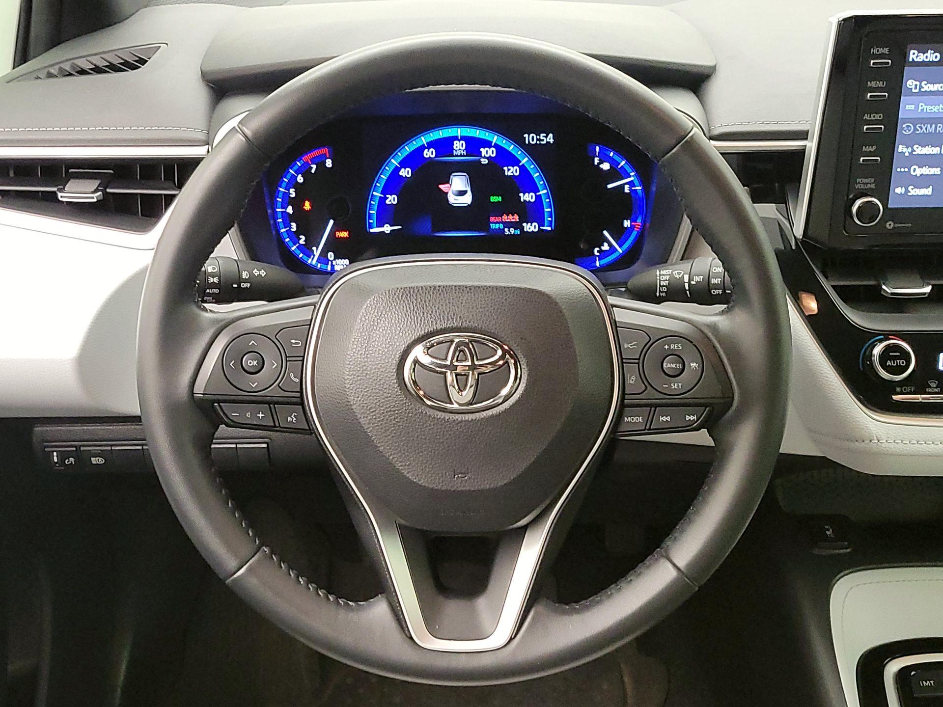 Thumbnail: 2022 Toyota Corolla - 10