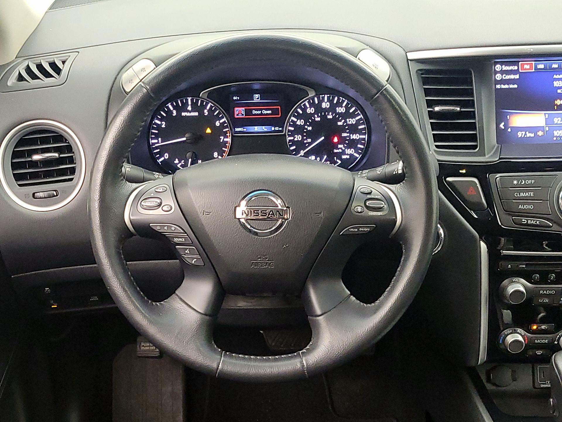 Thumbnail: 2019 Nissan Pathfinder - 10