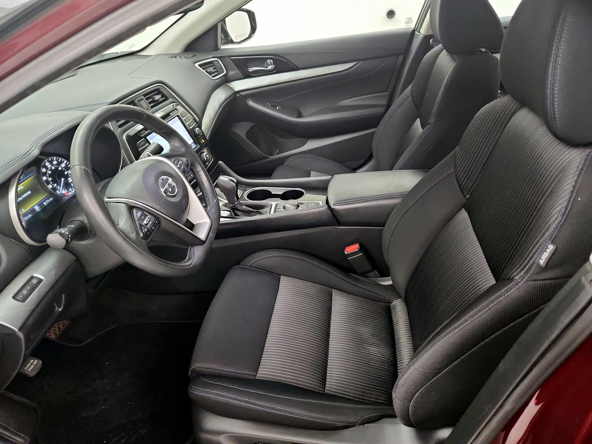 Thumbnail: 2016 Nissan Maxima - 11