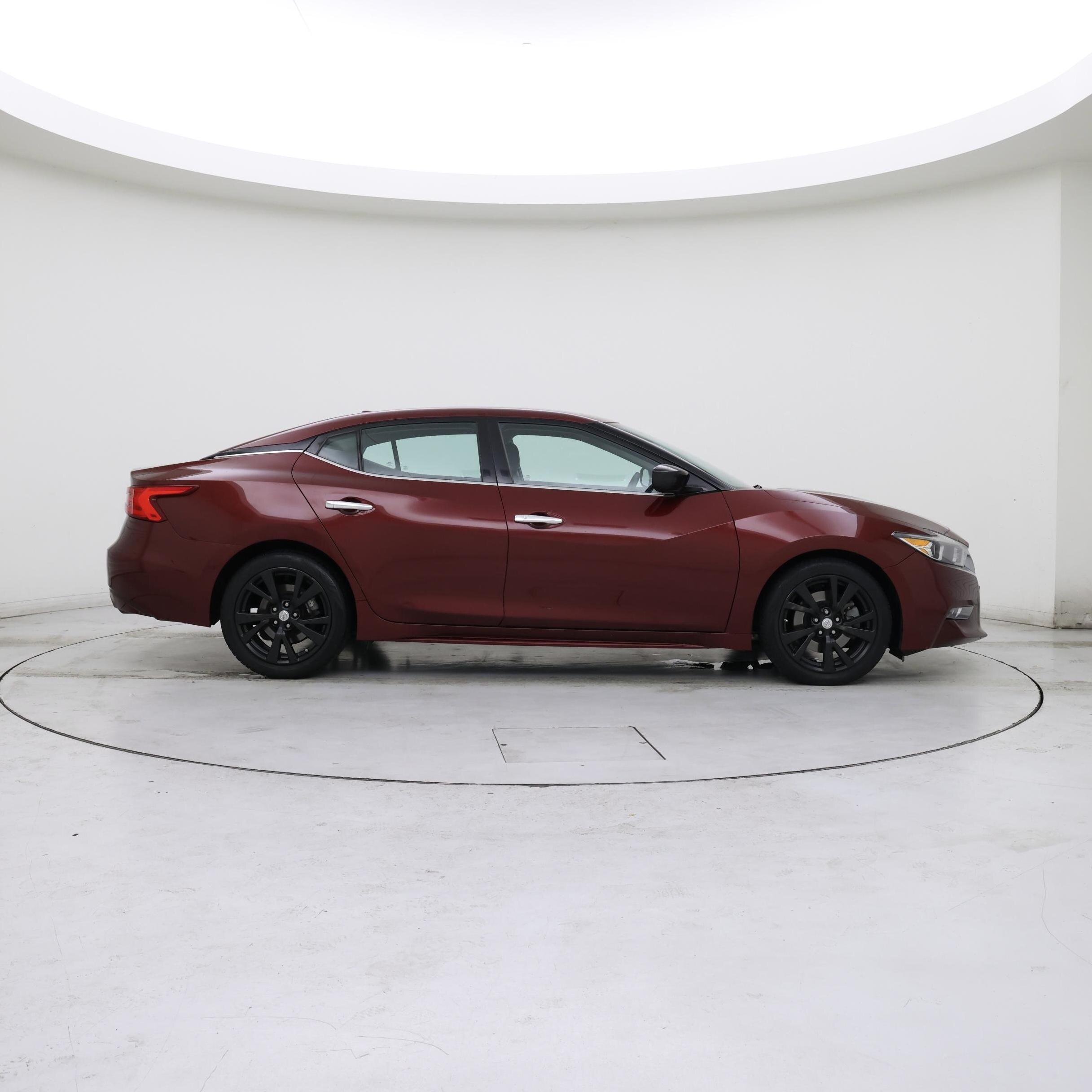 Thumbnail: 2016 Nissan Maxima - 7
