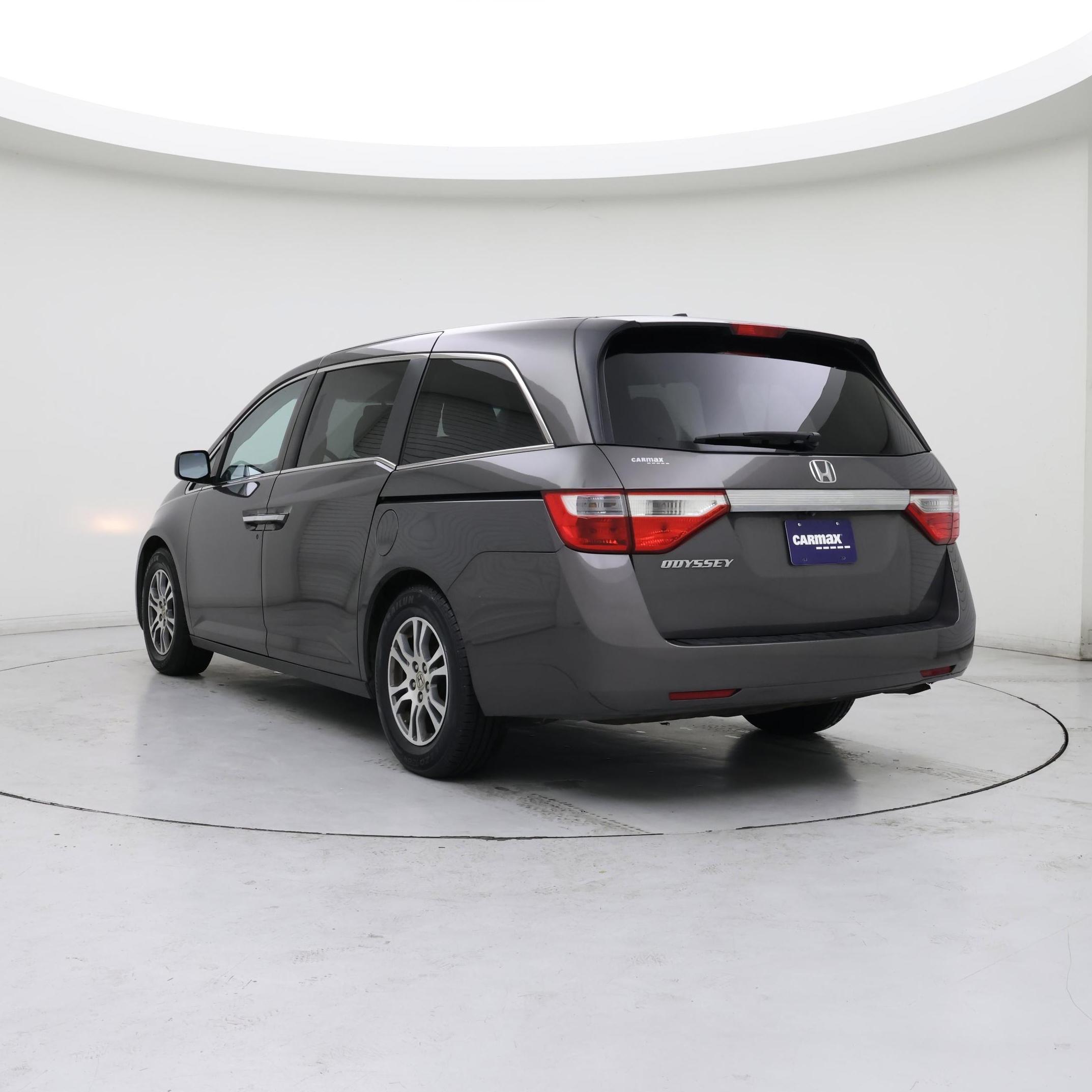 Thumbnail: 2013 Honda Odyssey - 2