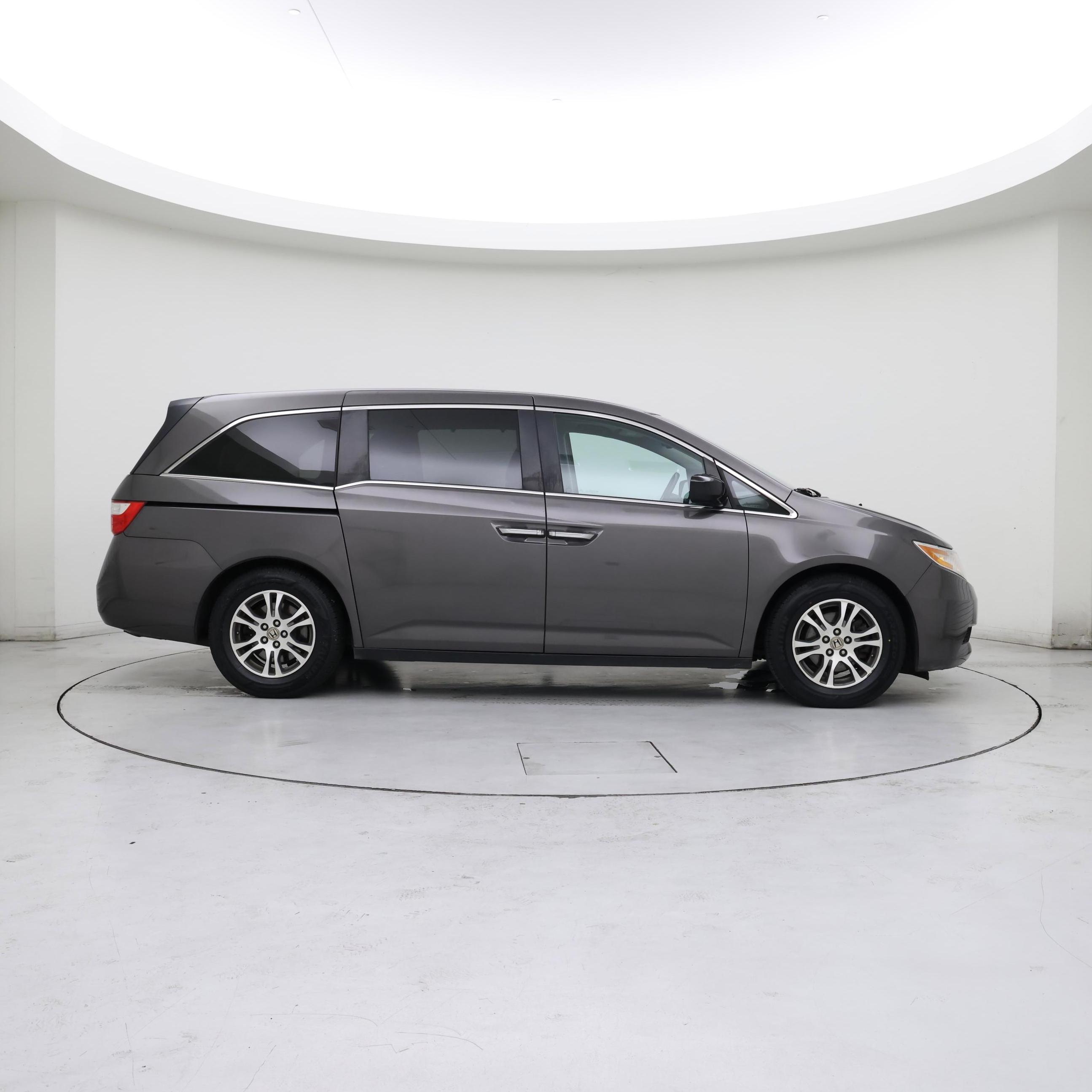 Thumbnail: 2013 Honda Odyssey - 7