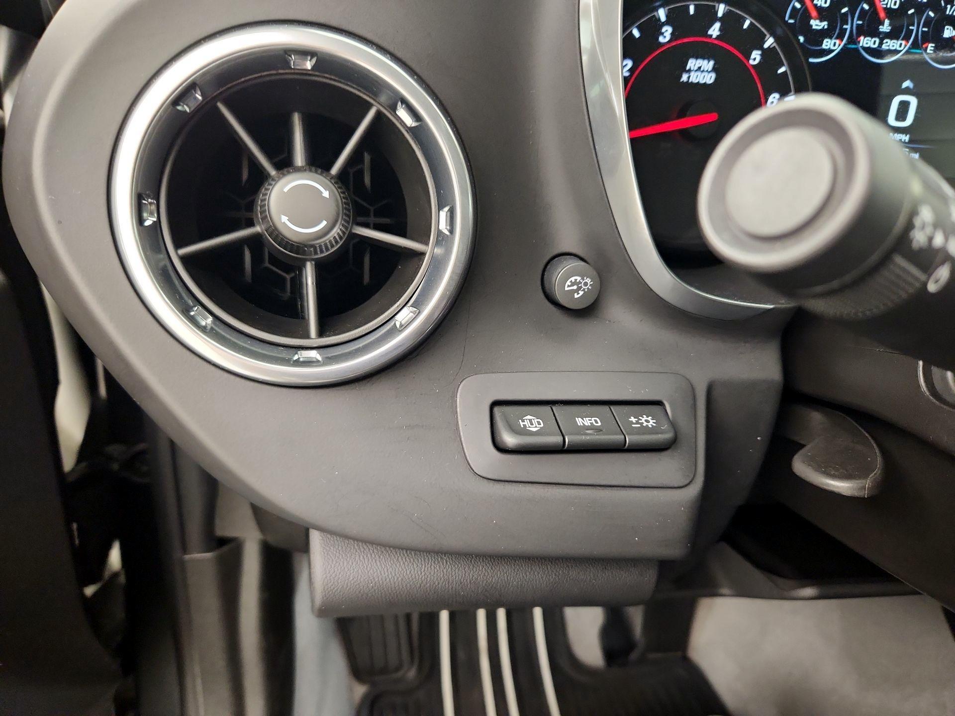 Thumbnail: 2016 Chevrolet Camaro - 13