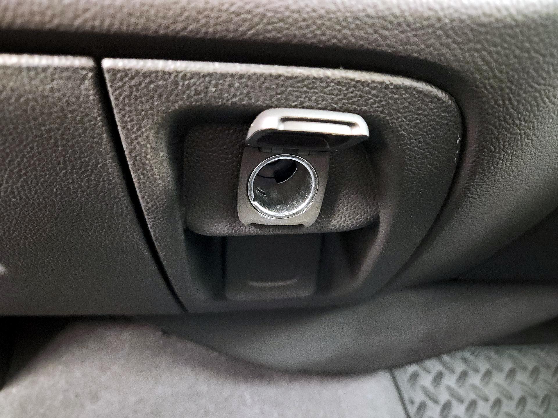 Thumbnail: 2019 Chevrolet Silverado 1500 - 18