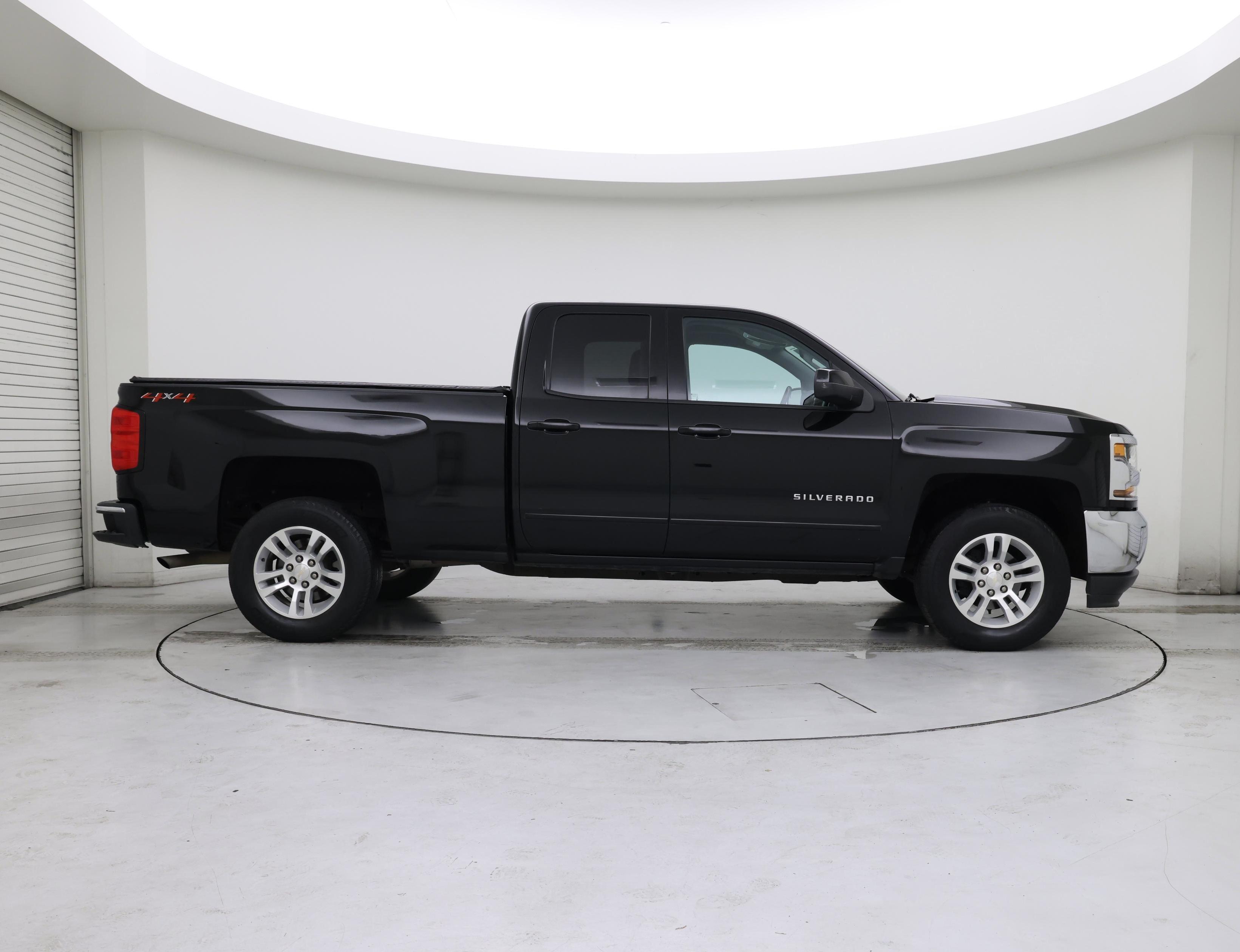 Thumbnail: 2019 Chevrolet Silverado 1500 - 7