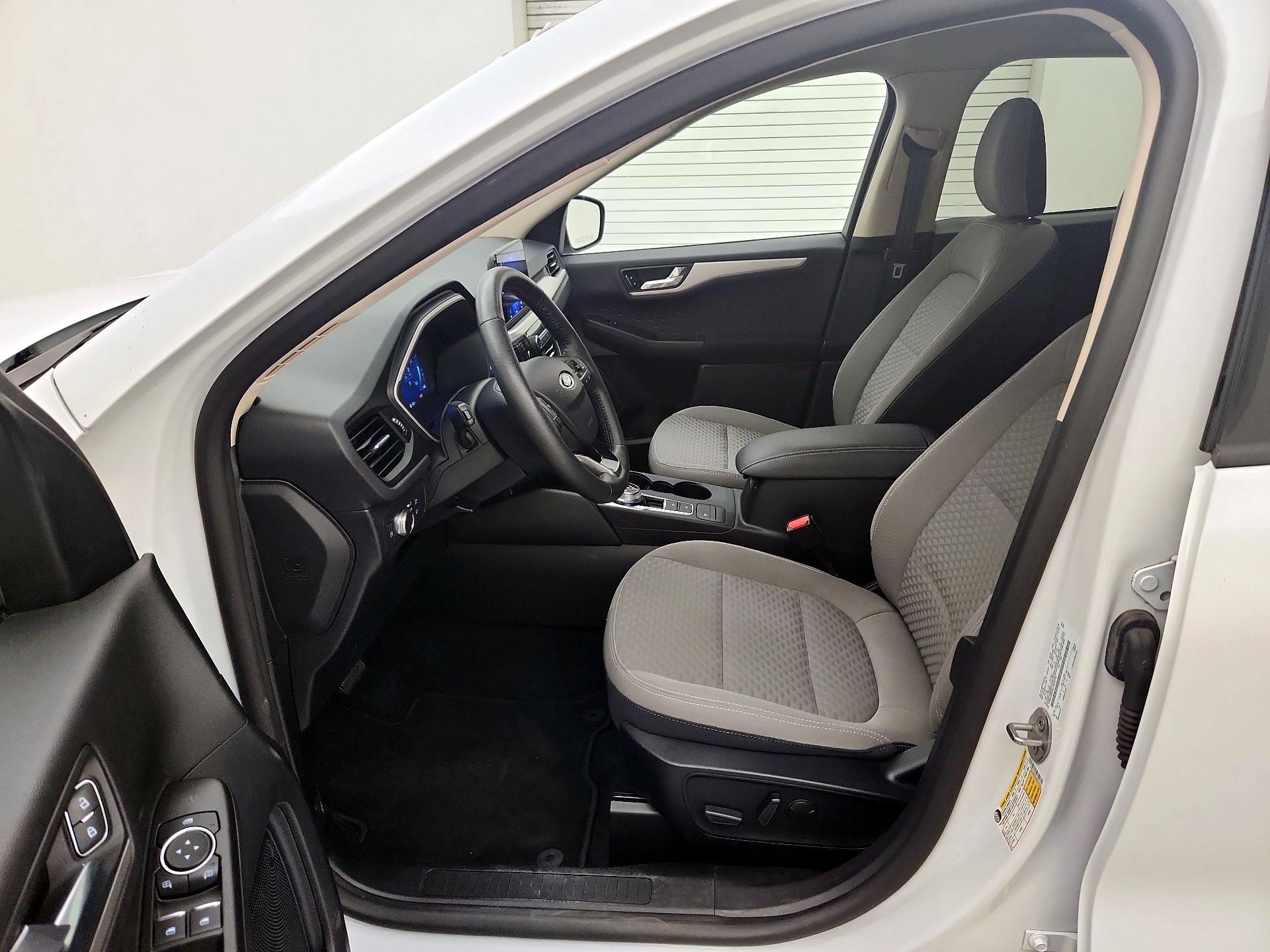 Thumbnail: 2020 Ford Escape - 11