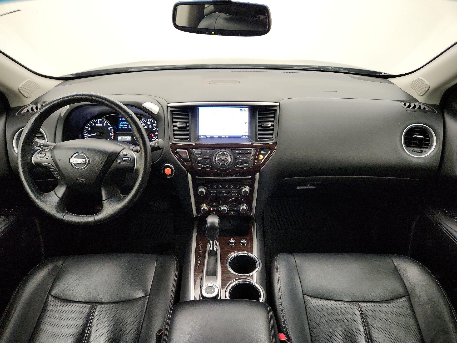 Thumbnail: 2013 Nissan Pathfinder - 9