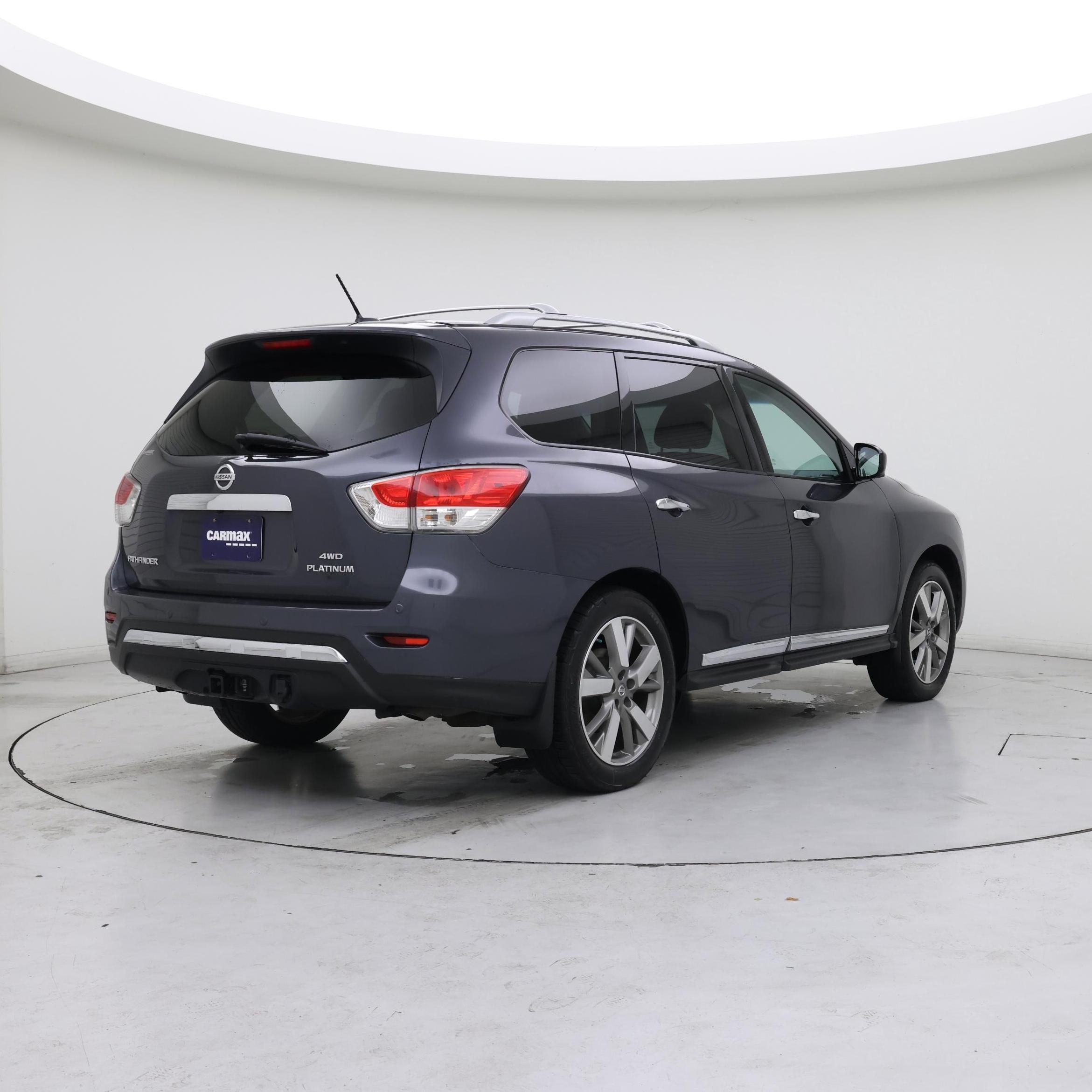 Thumbnail: 2013 Nissan Pathfinder - 8
