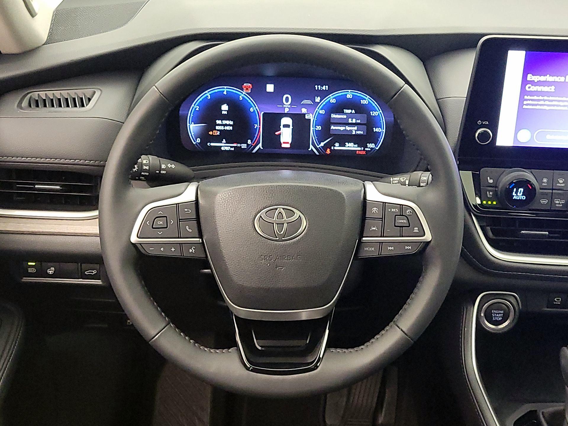 Thumbnail: 2024 Toyota Grand Highlander - 10