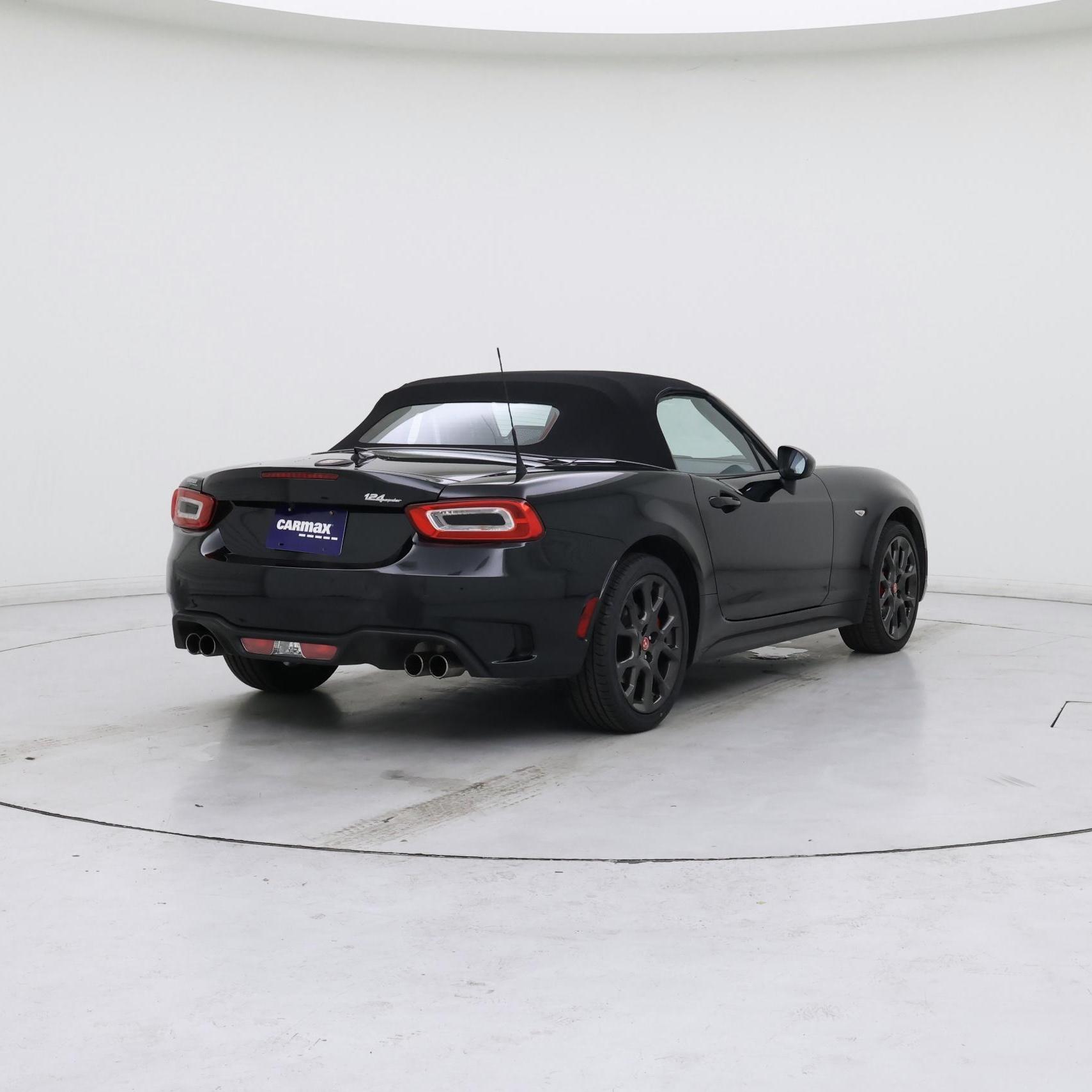 Thumbnail: 2018 Fiat 124 Spider - 8