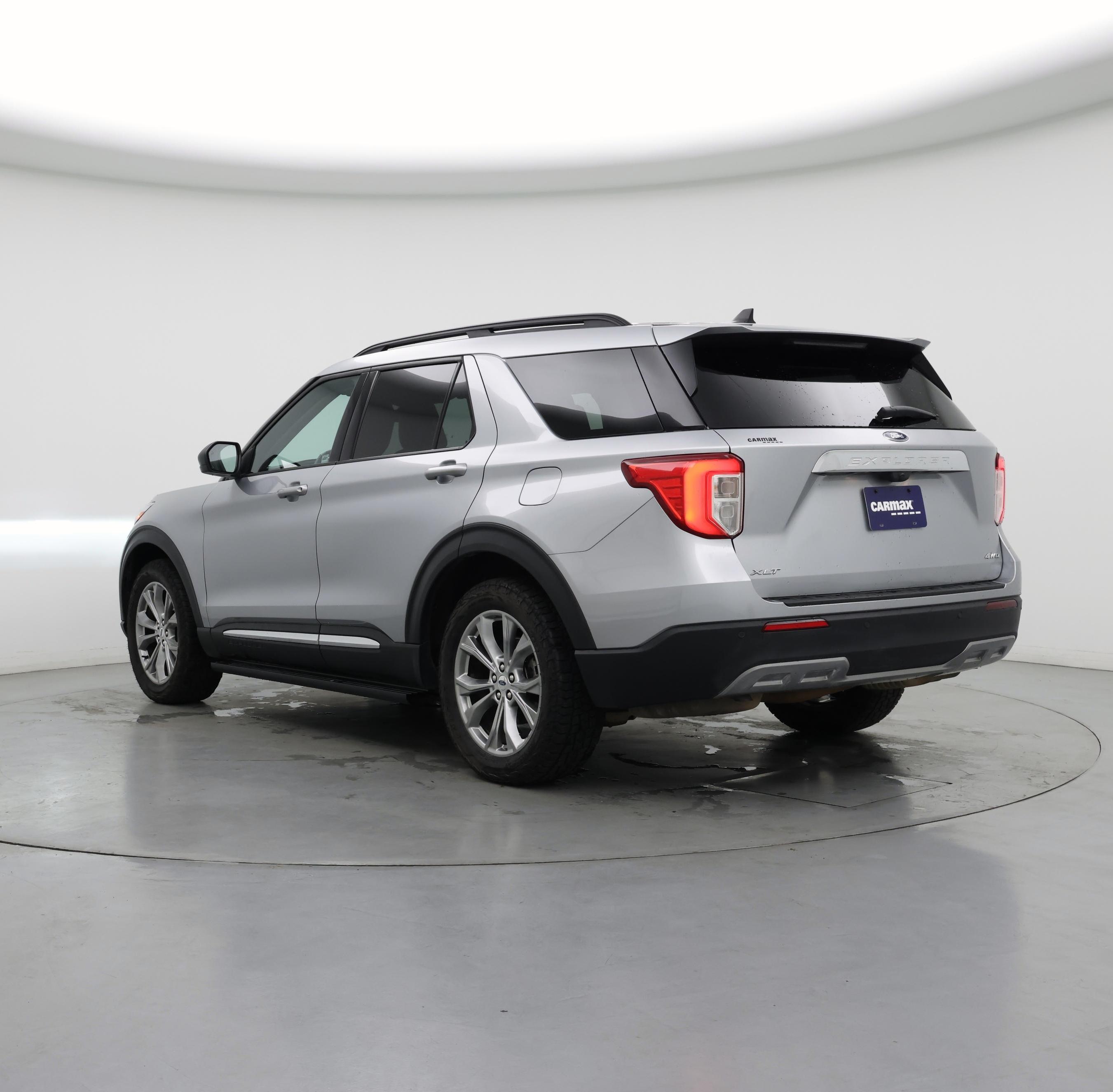 Thumbnail: 2022 Ford Explorer - 2