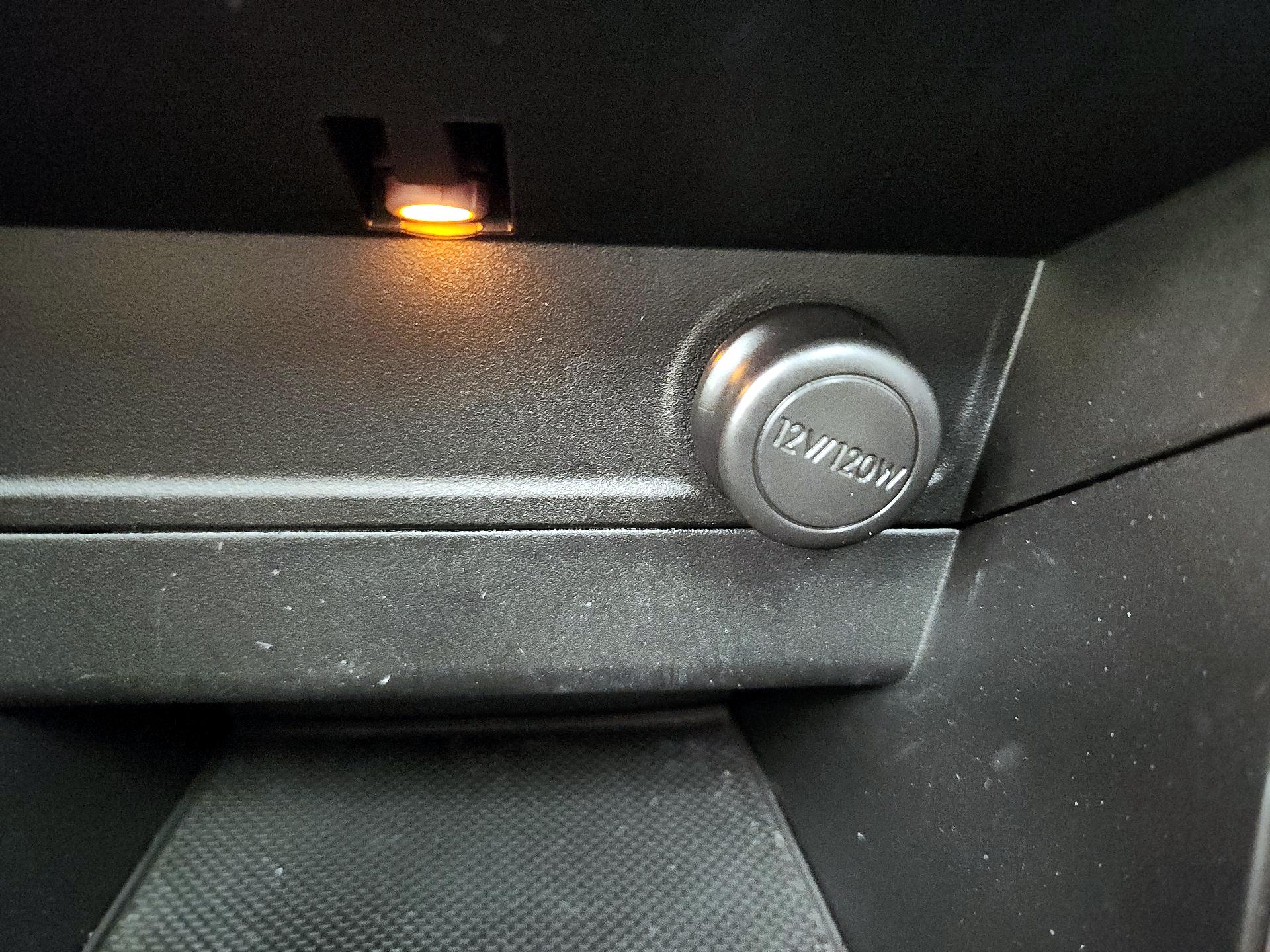 Thumbnail: 2015 Subaru Forester - 18