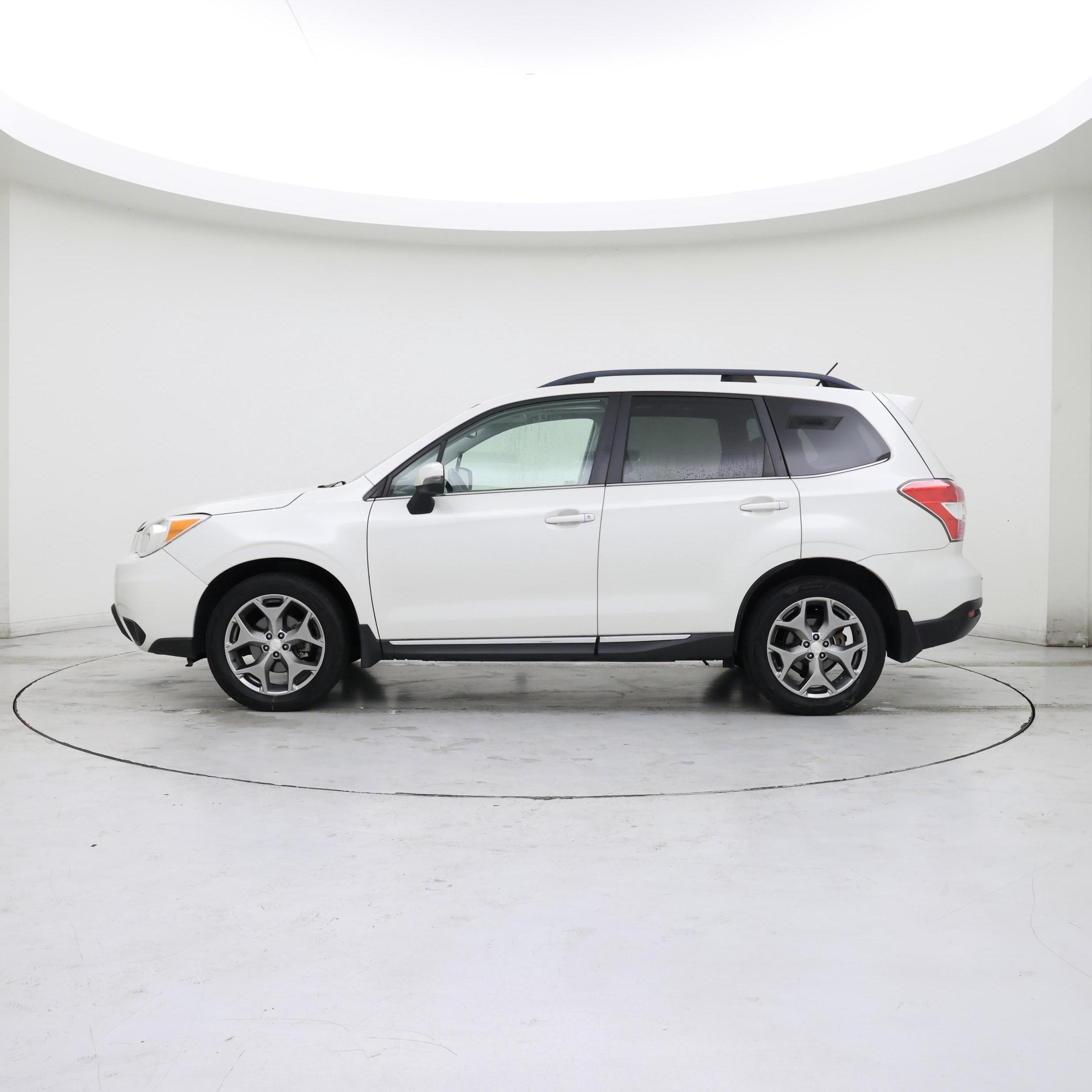 Thumbnail: 2015 Subaru Forester - 3
