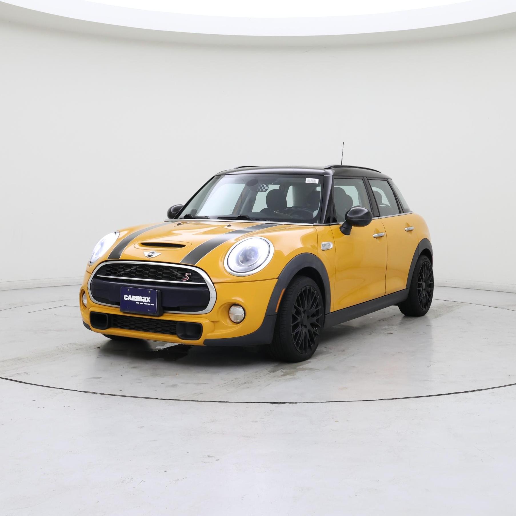 Thumbnail: 2015 MINI Cooper Hardtop - 4