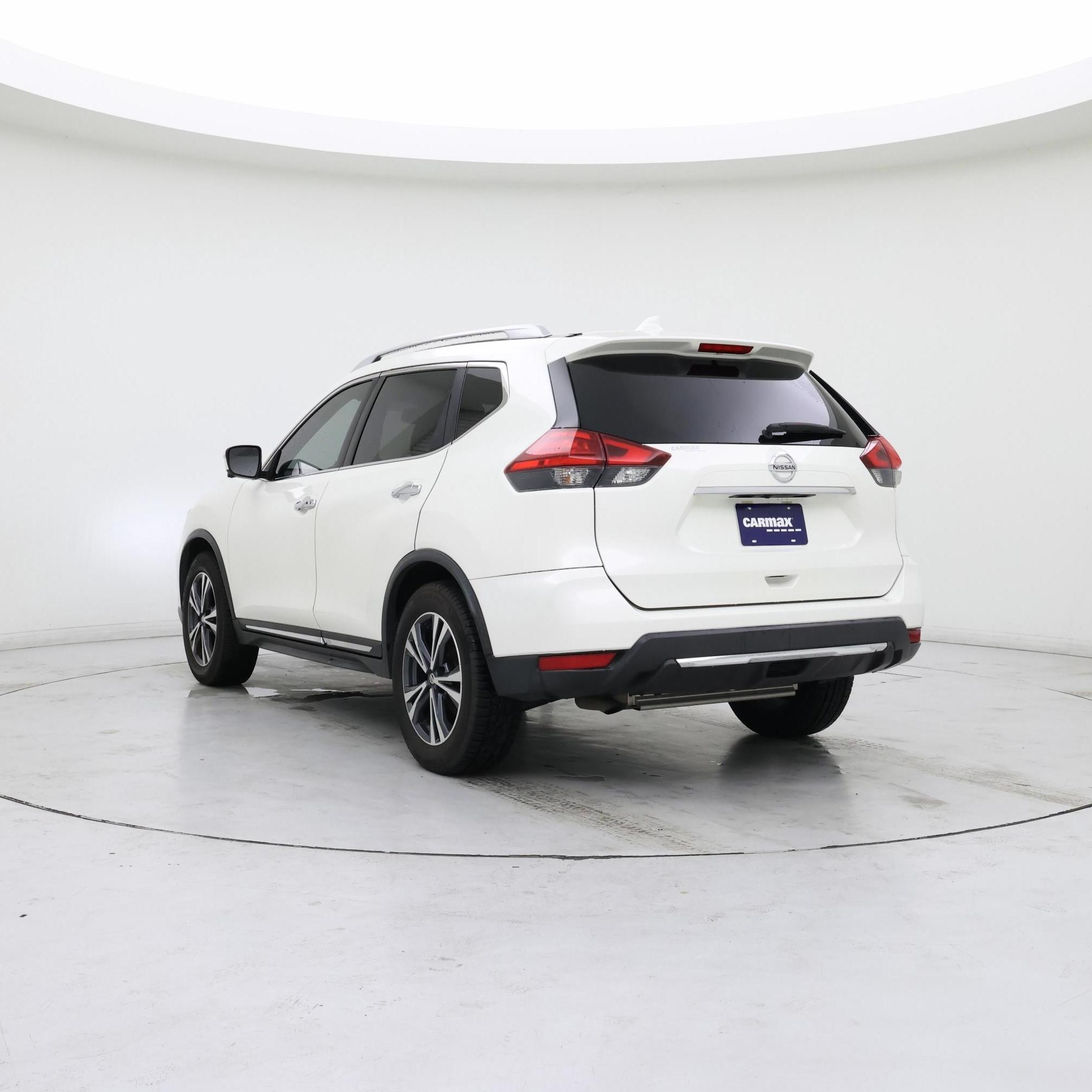 Thumbnail: 2017 Nissan Rogue - 2