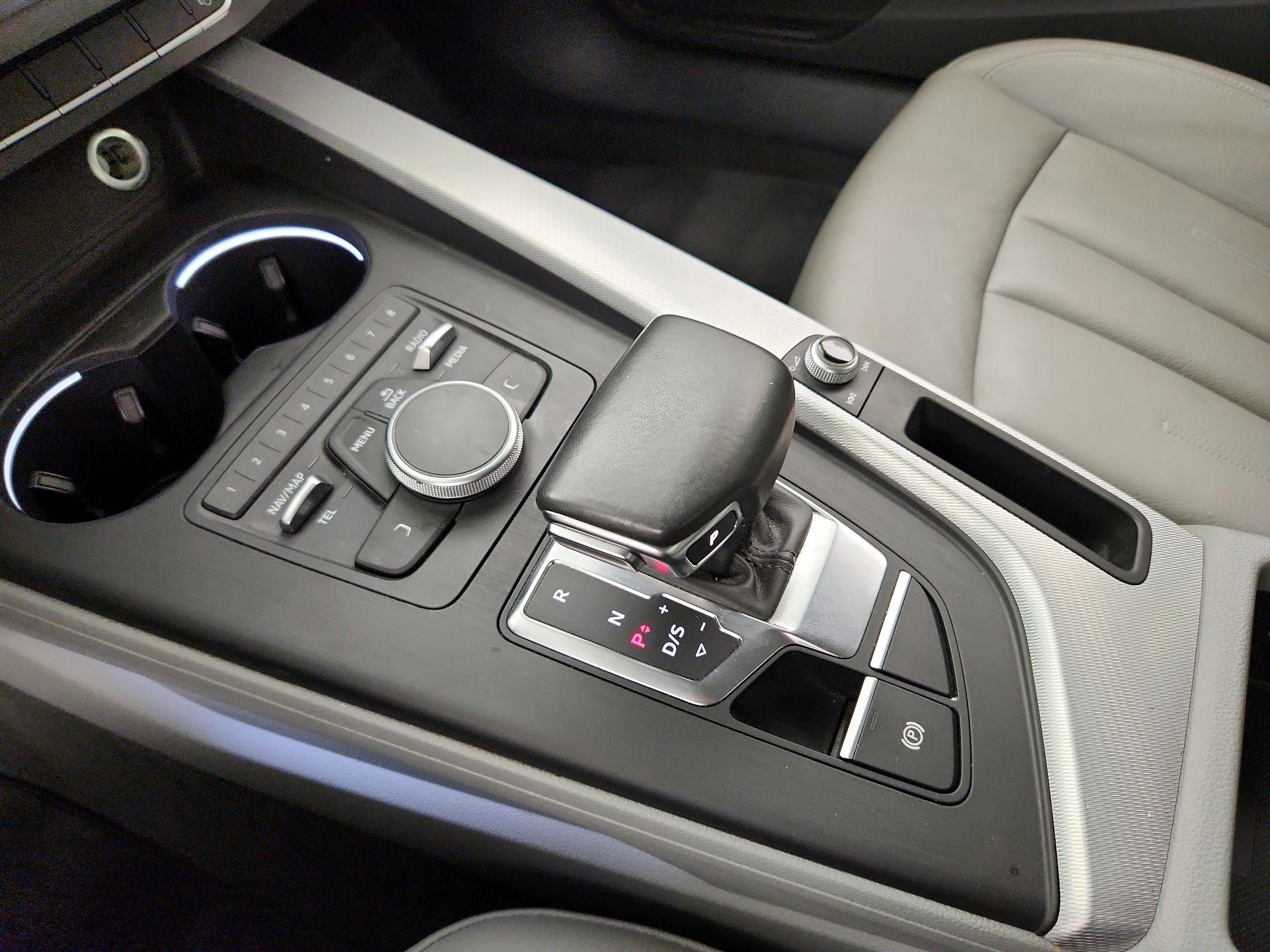 Thumbnail: 2018 Audi A4 - 17