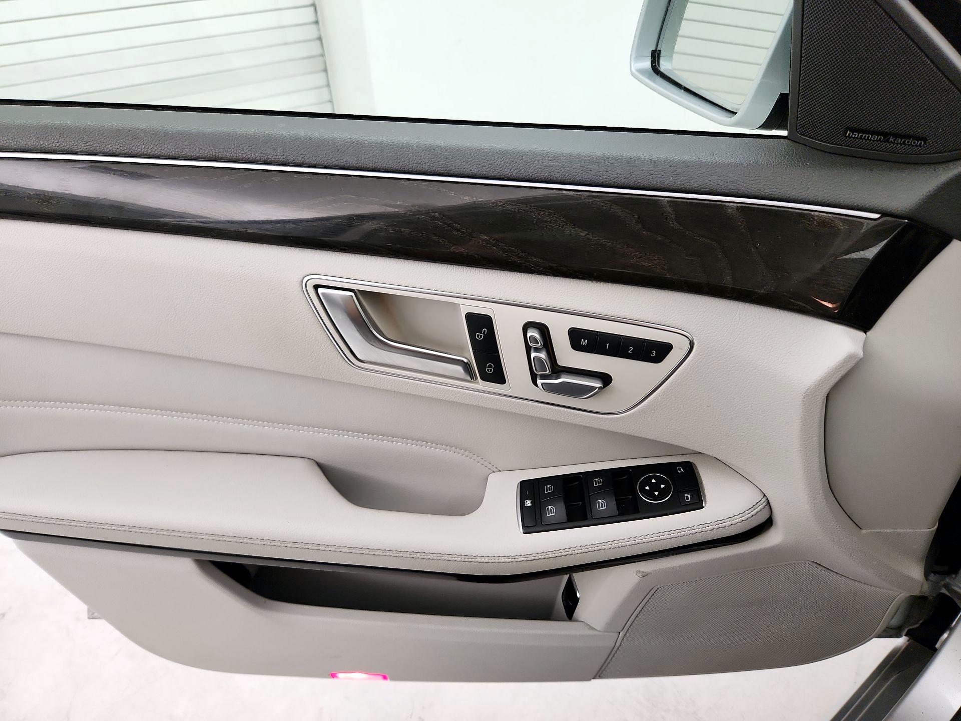 Thumbnail: 2014 Mercedes-Benz E-Class - 12