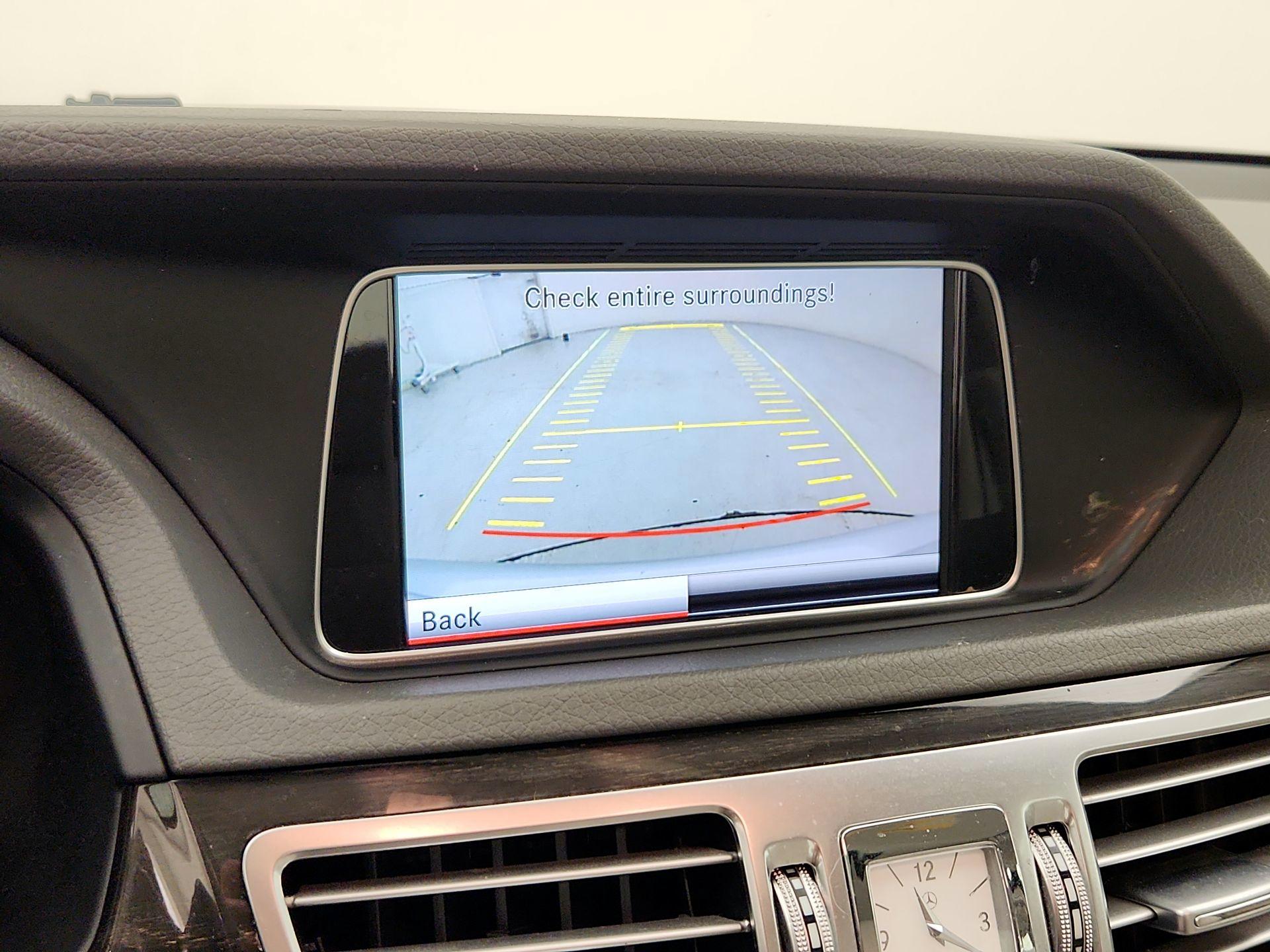 Thumbnail: 2014 Mercedes-Benz E-Class - 15