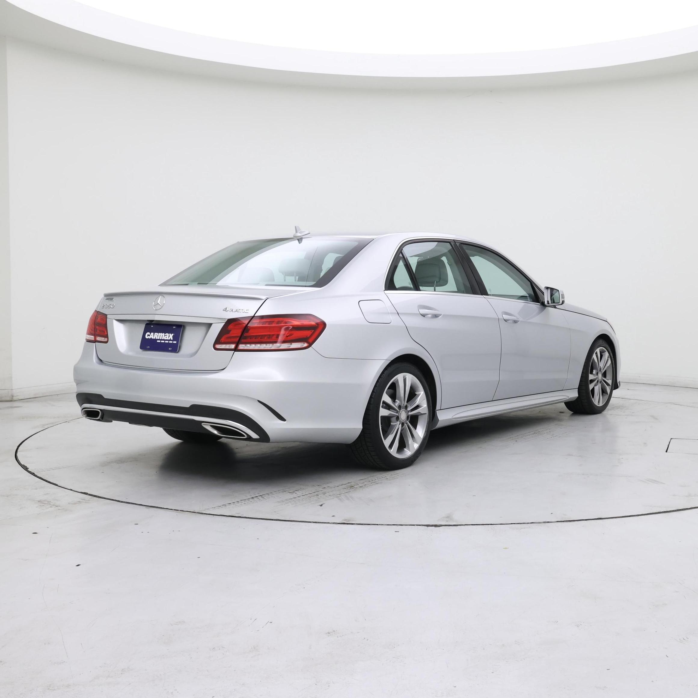 Thumbnail: 2014 Mercedes-Benz E-Class - 8
