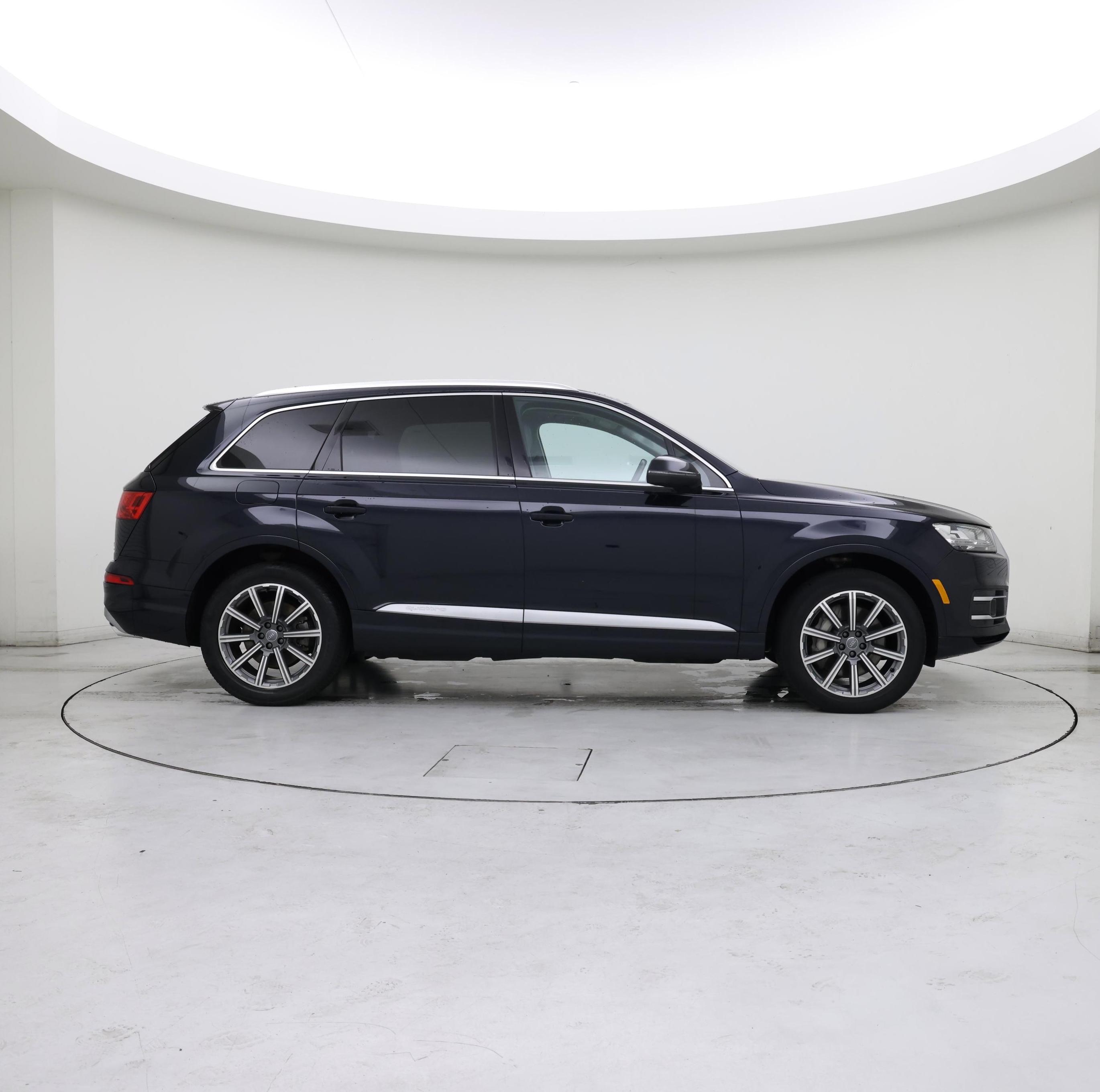 Thumbnail: 2017 Audi Q7 - 7