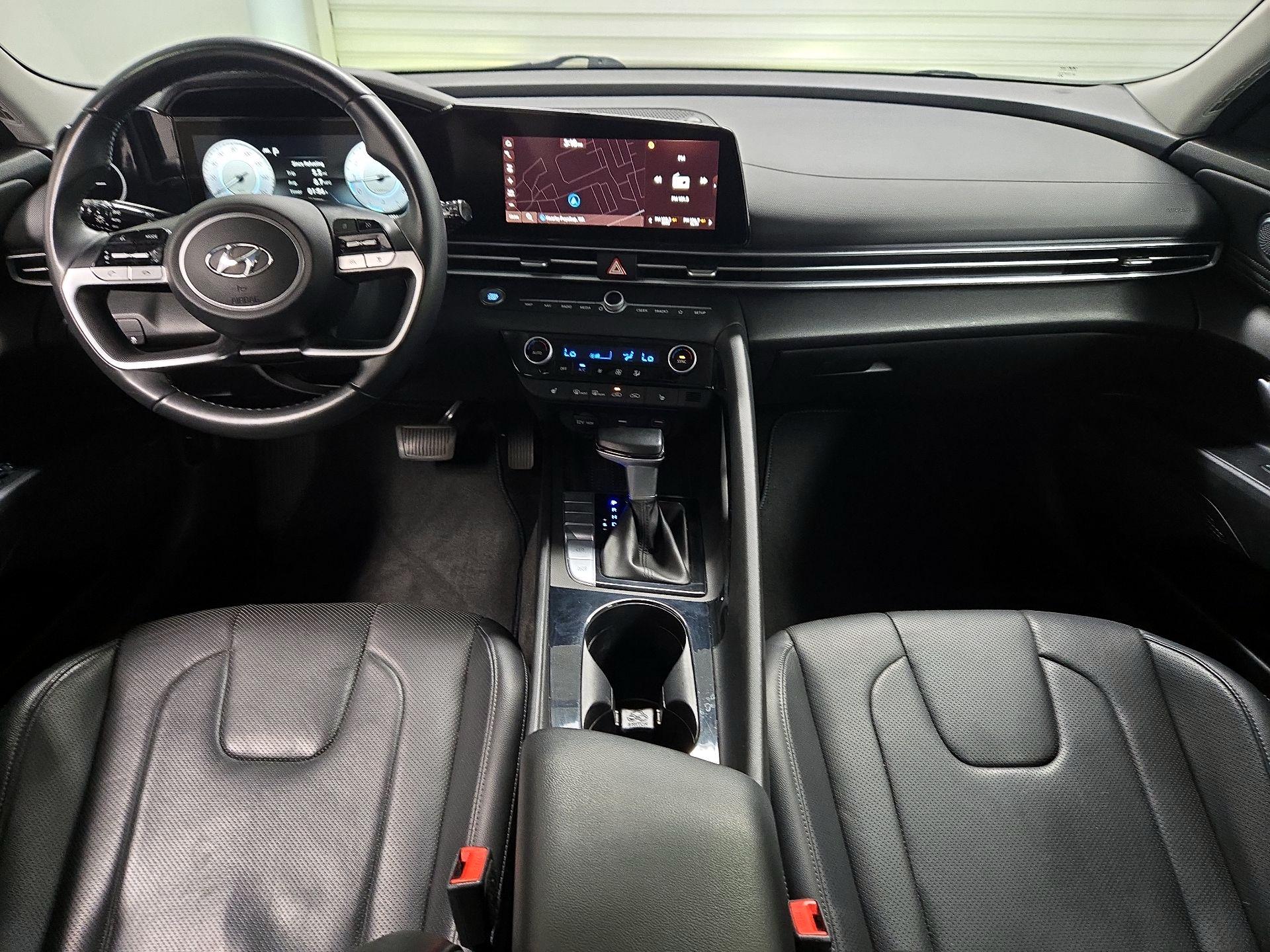 Thumbnail: 2022 Hyundai Elantra - 9