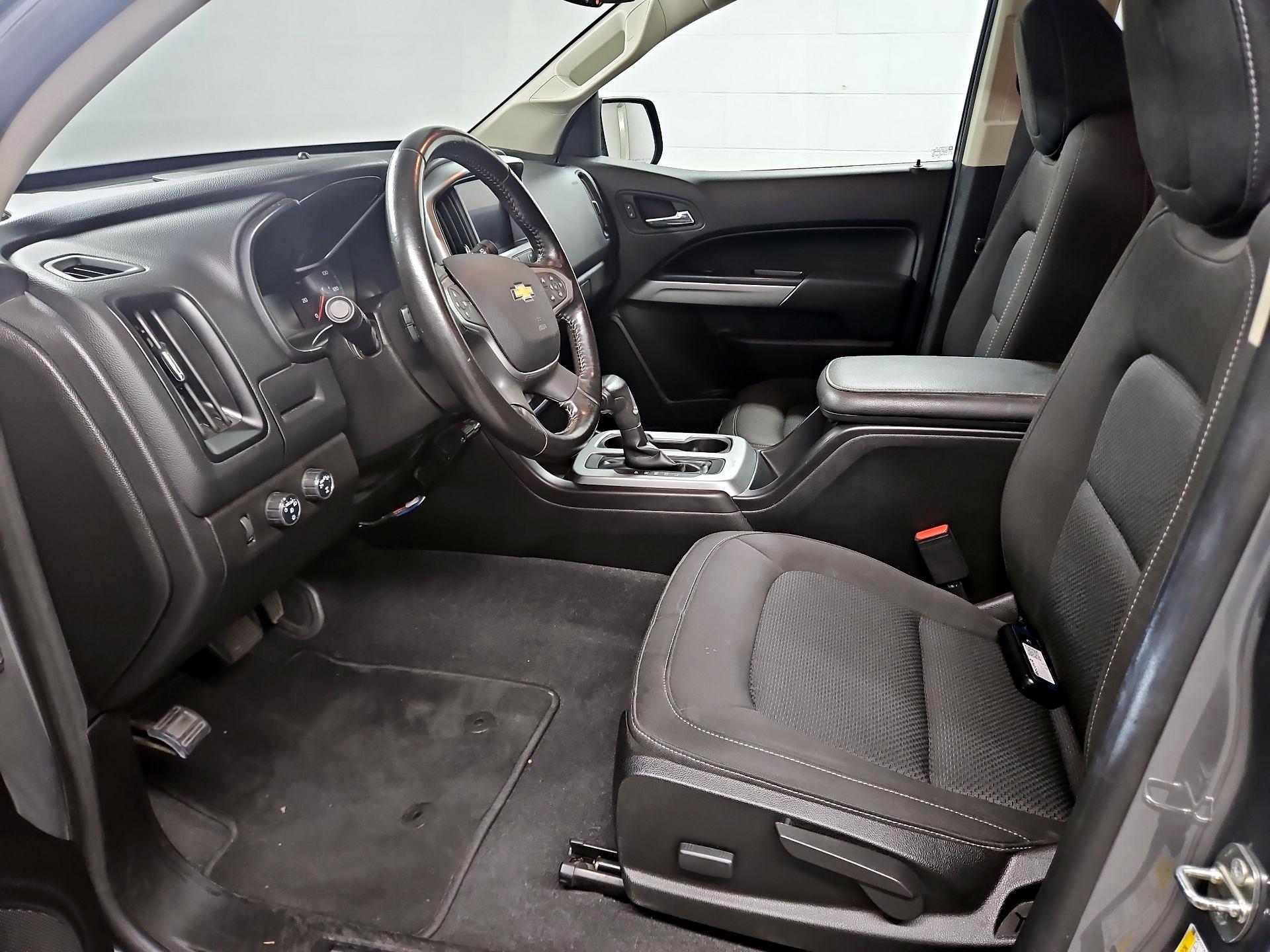 Thumbnail: 2019 Chevrolet Colorado - 11