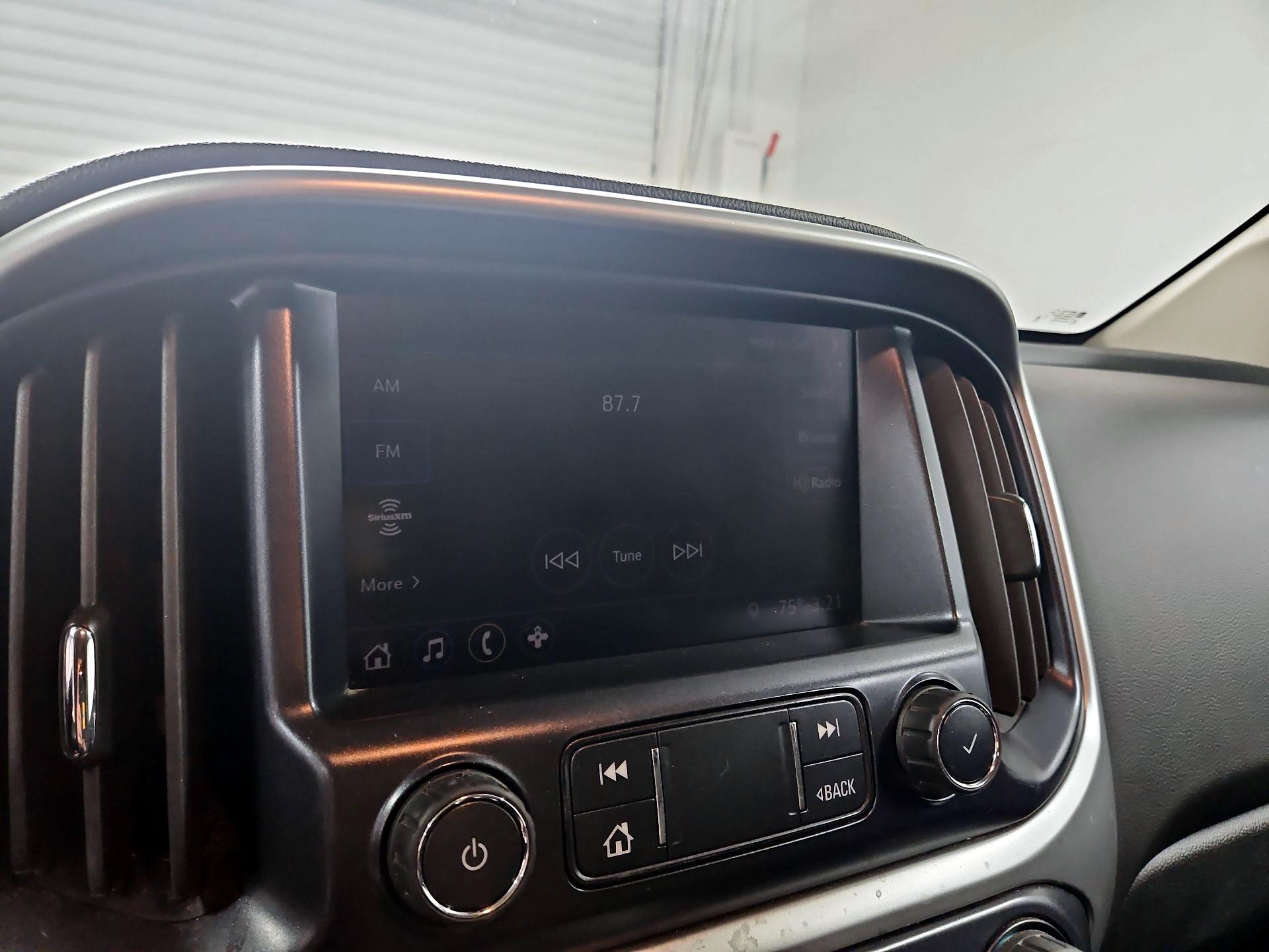 Thumbnail: 2019 Chevrolet Colorado - 15