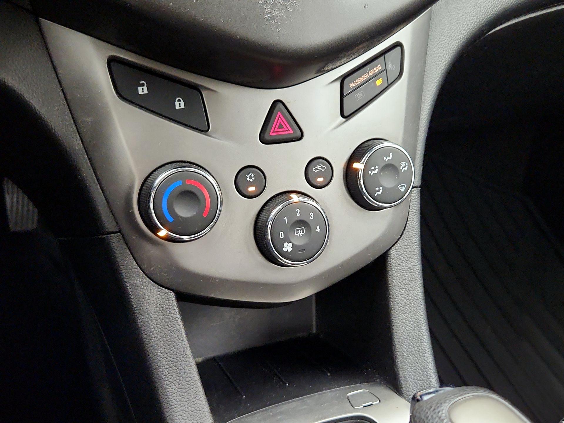 Thumbnail: 2016 Chevrolet Sonic - 16