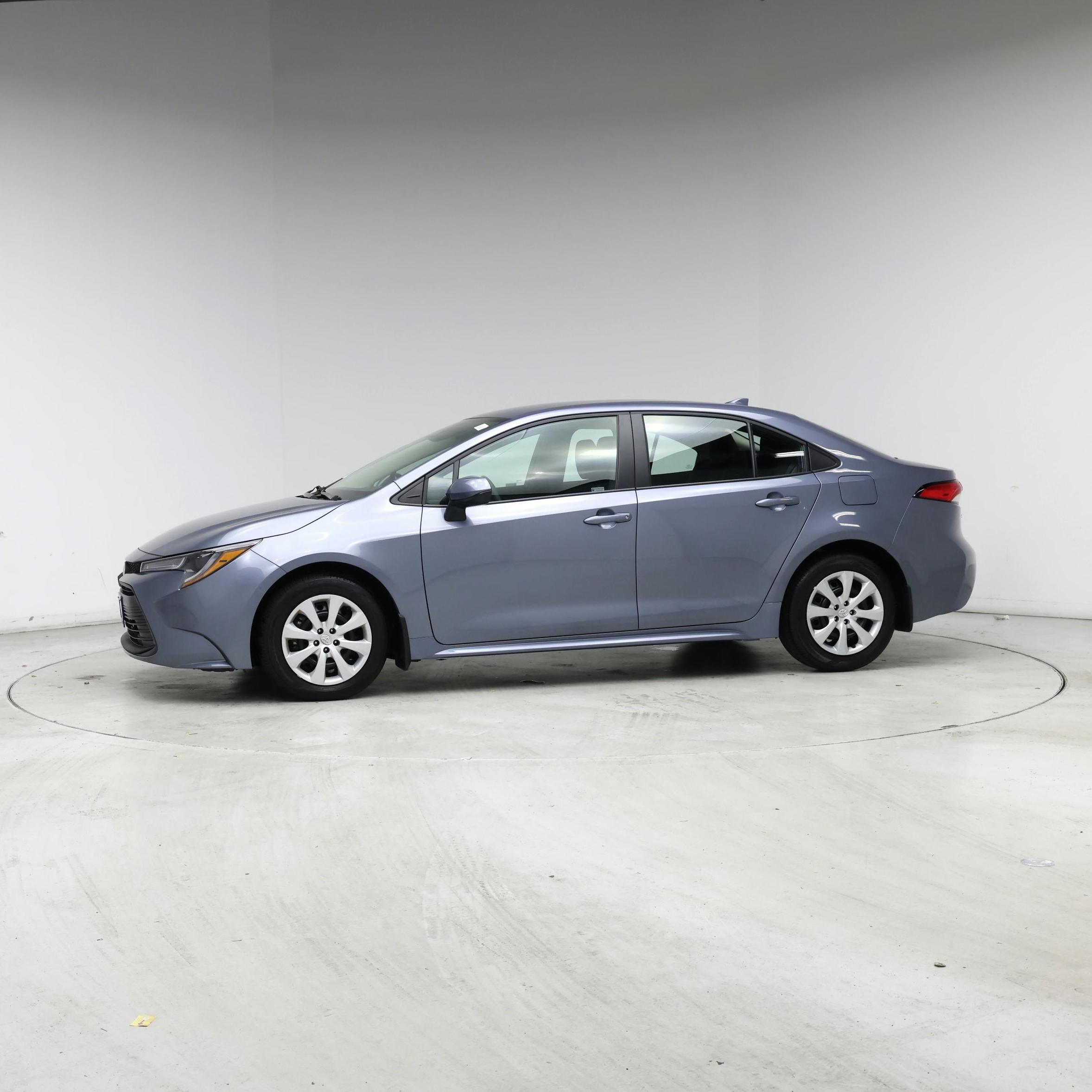 Thumbnail: 2024 Toyota Corolla - 3
