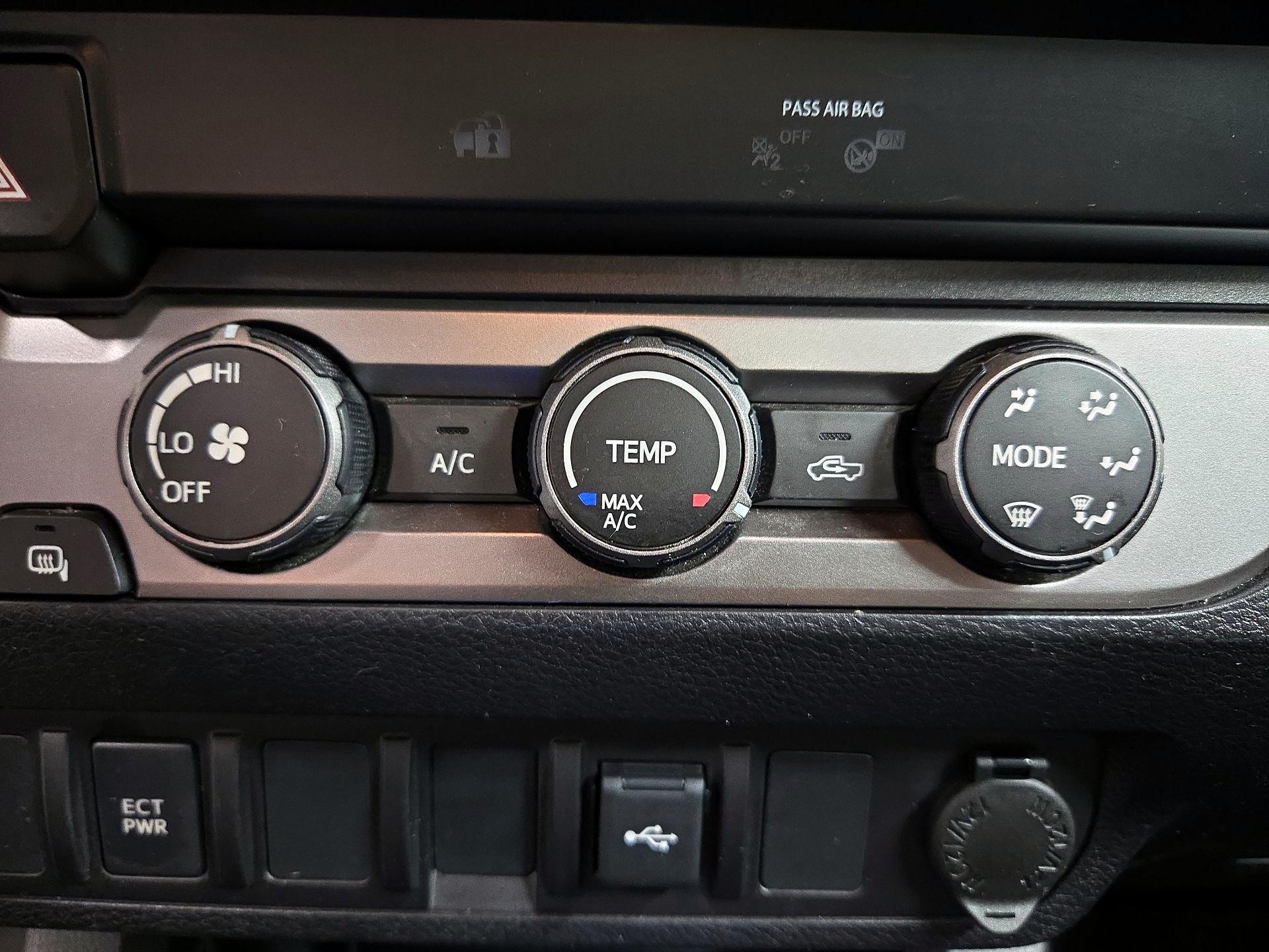 Thumbnail: 2021 Toyota Tacoma - 16
