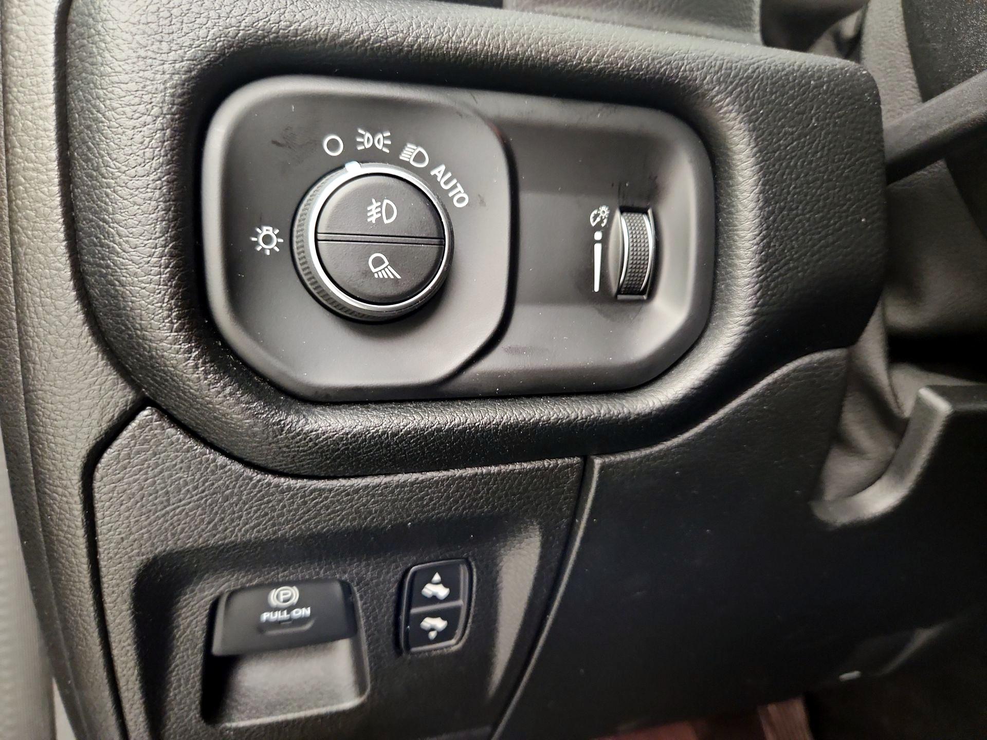 Thumbnail: 2020 RAM 1500 - 13
