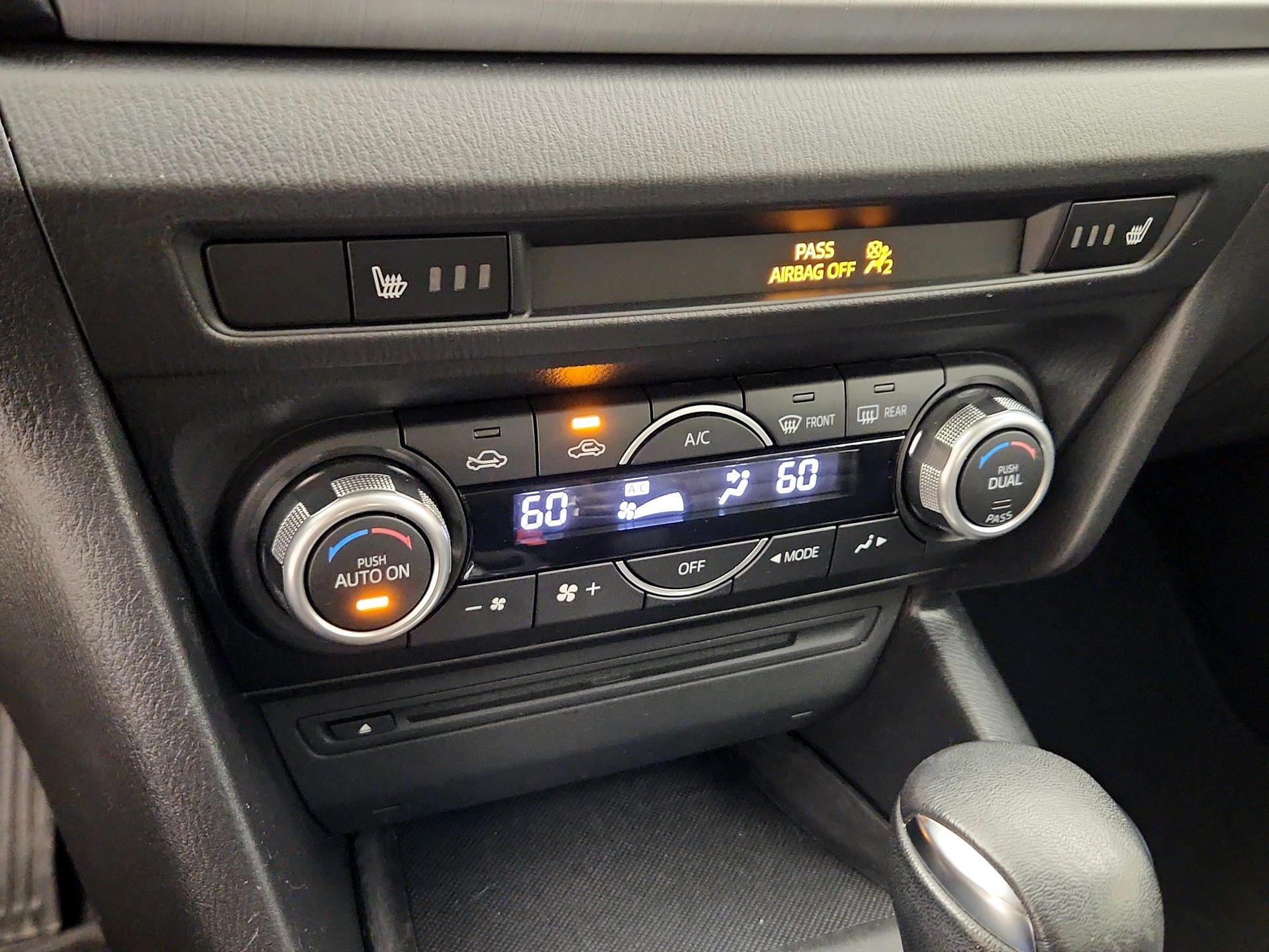 Thumbnail: 2015 Mazda Mazda3 - 17