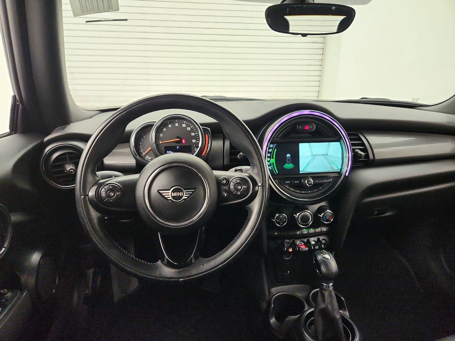 Thumbnail: 2019 MINI Cooper - 10