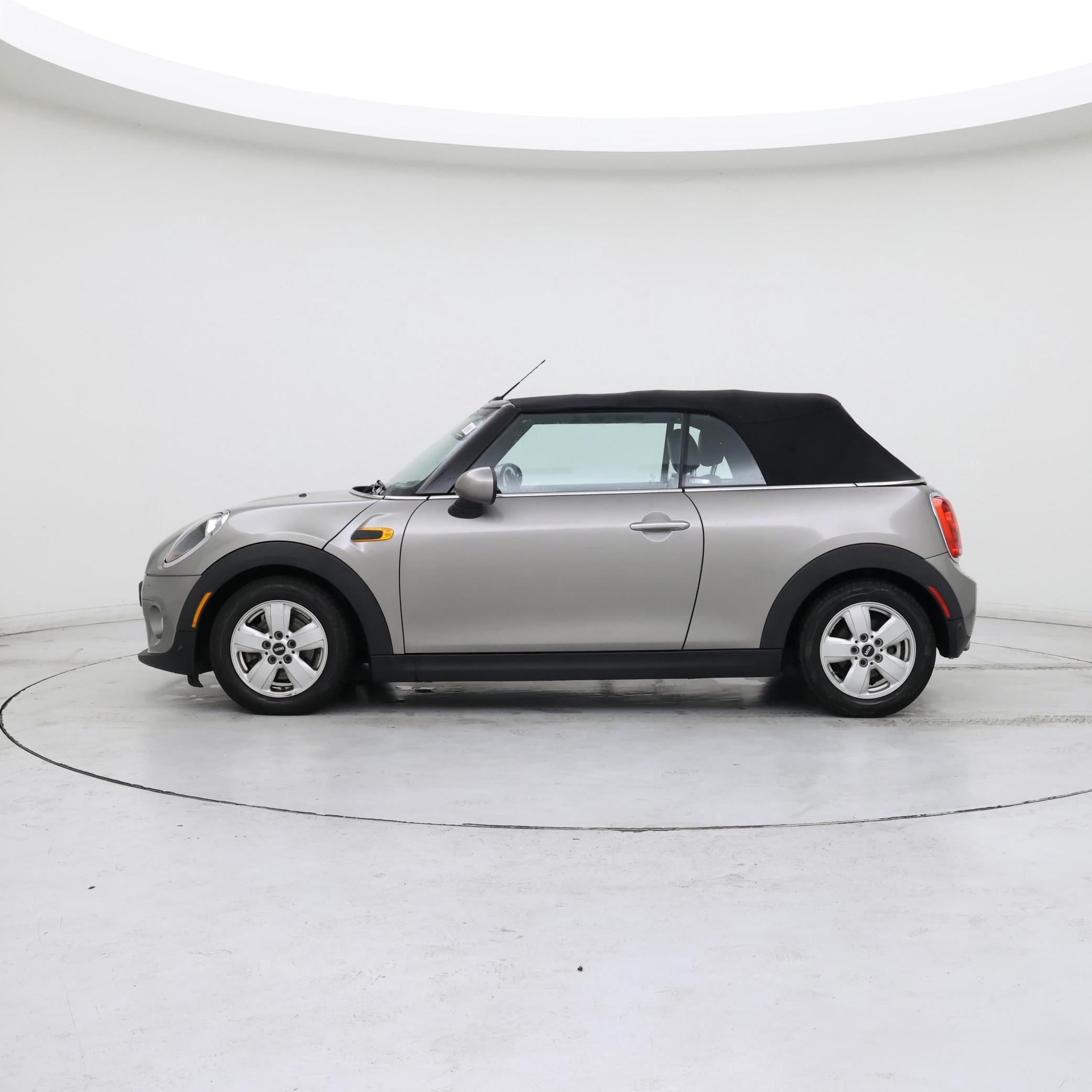 Thumbnail: 2019 MINI Cooper - 3