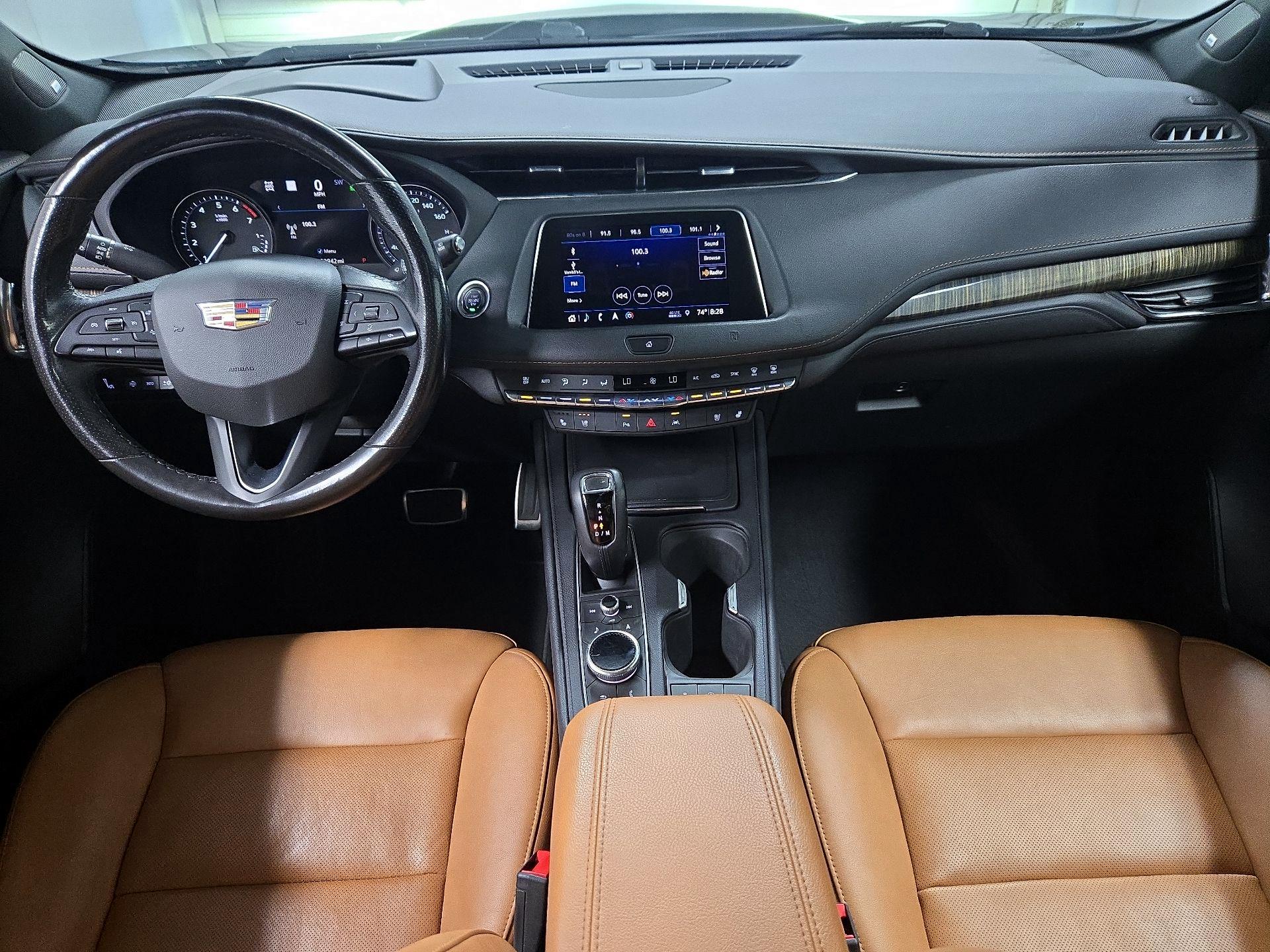 Thumbnail: 2019 Cadillac XT4 - 9