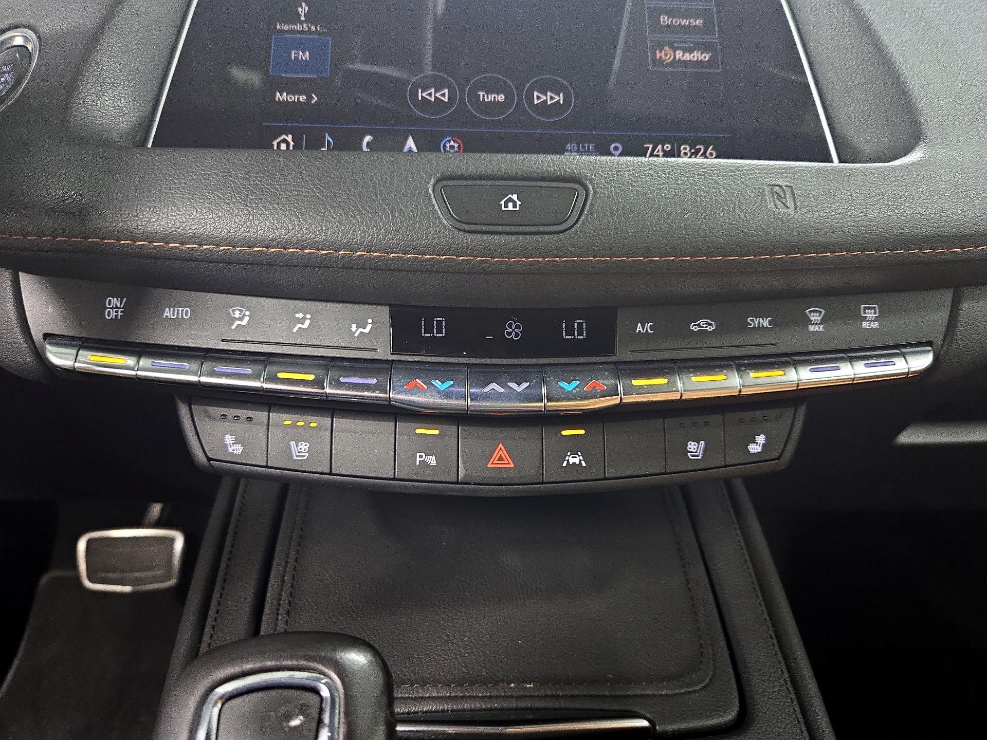 Thumbnail: 2019 Cadillac XT4 - 17
