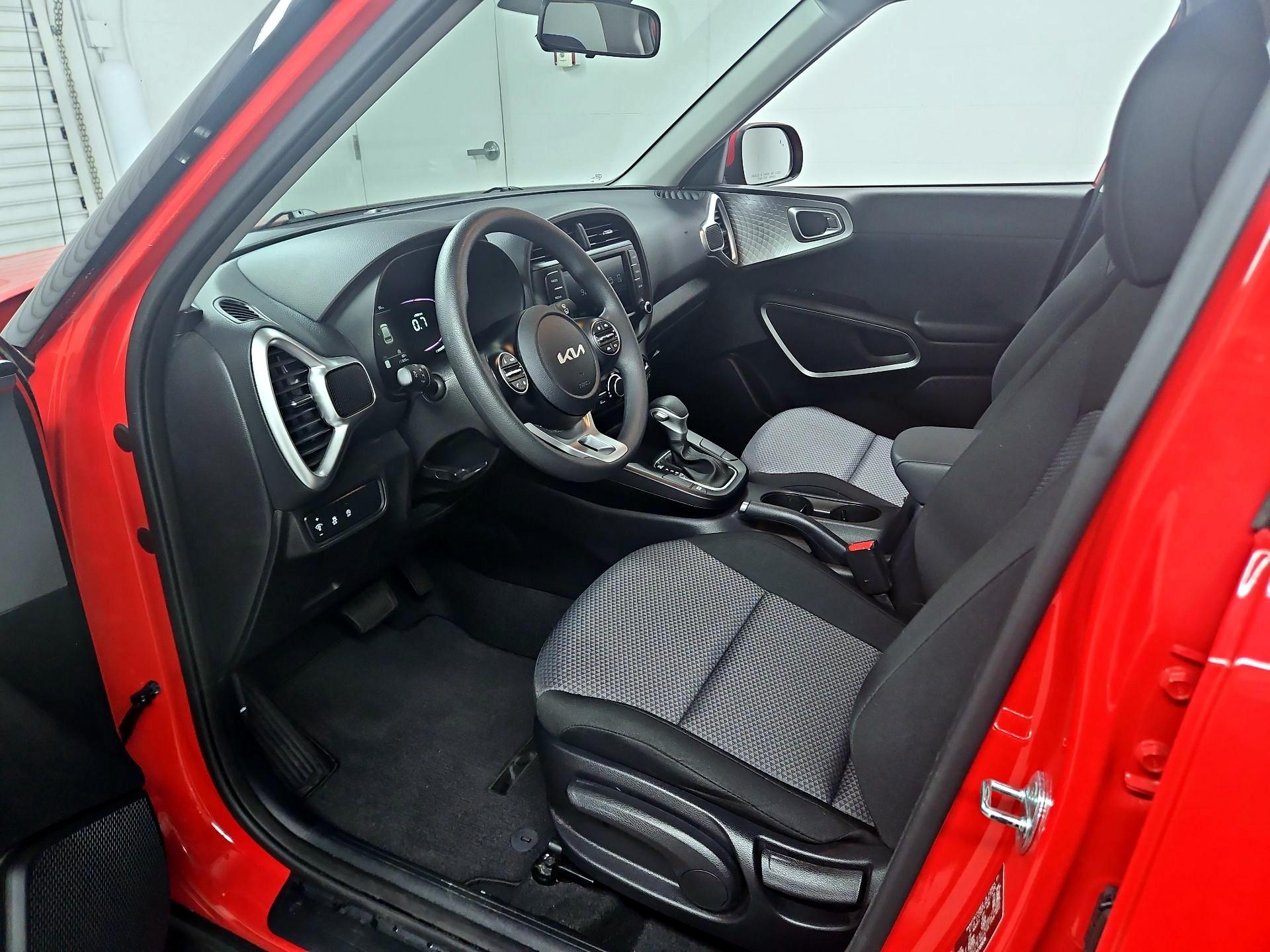 Thumbnail: 2023 Kia Soul - 11