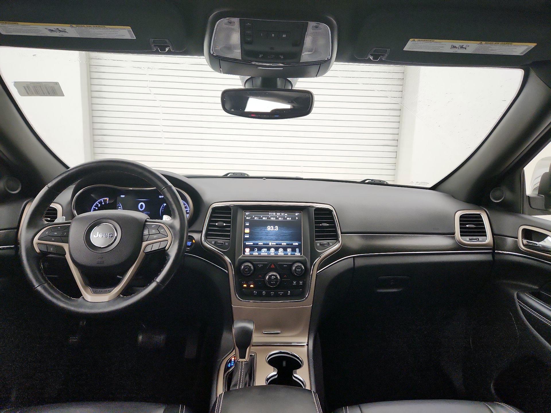 Thumbnail: 2017 Jeep Grand Cherokee - 9