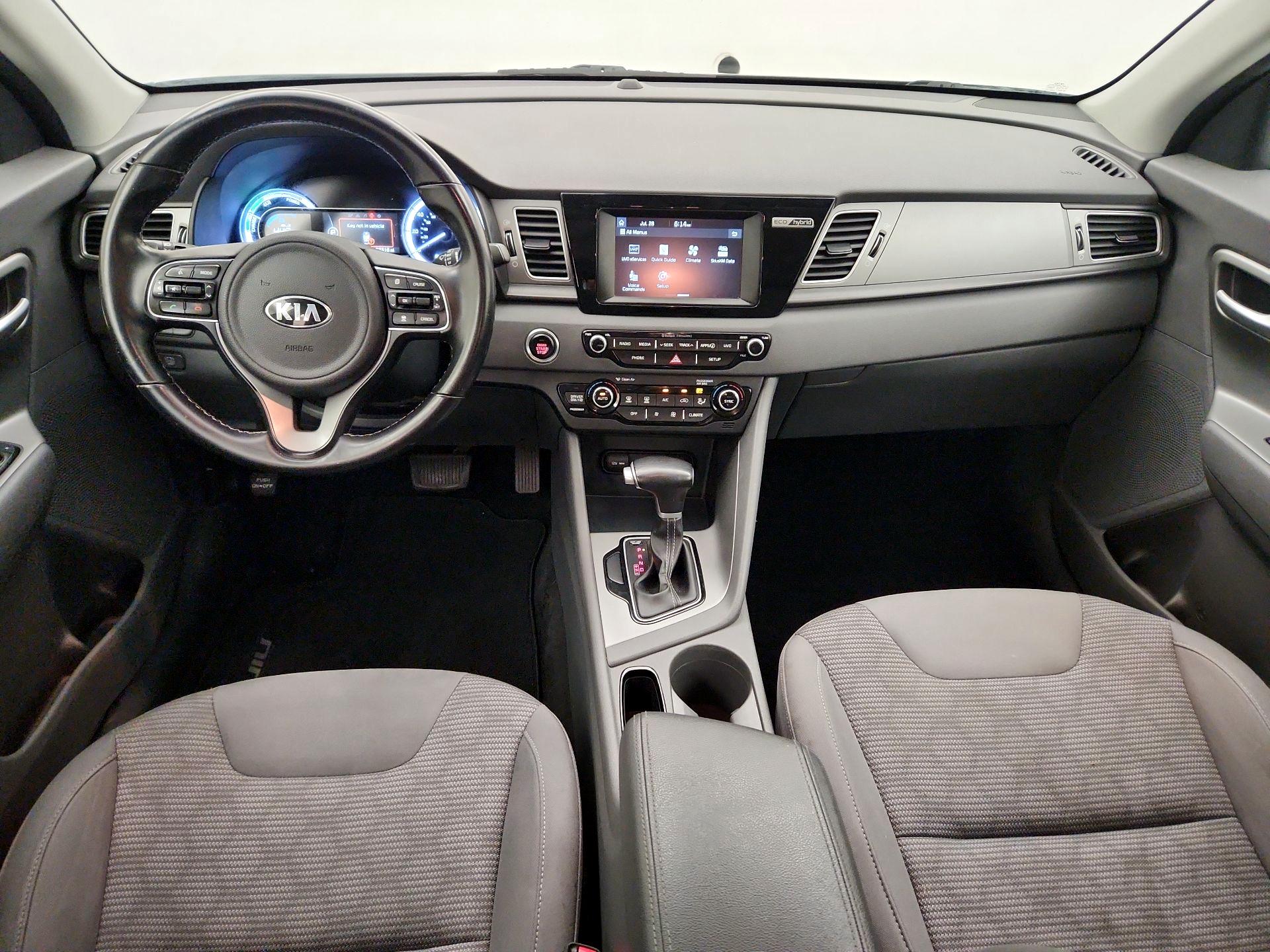 Thumbnail: 2017 Kia Niro - 9