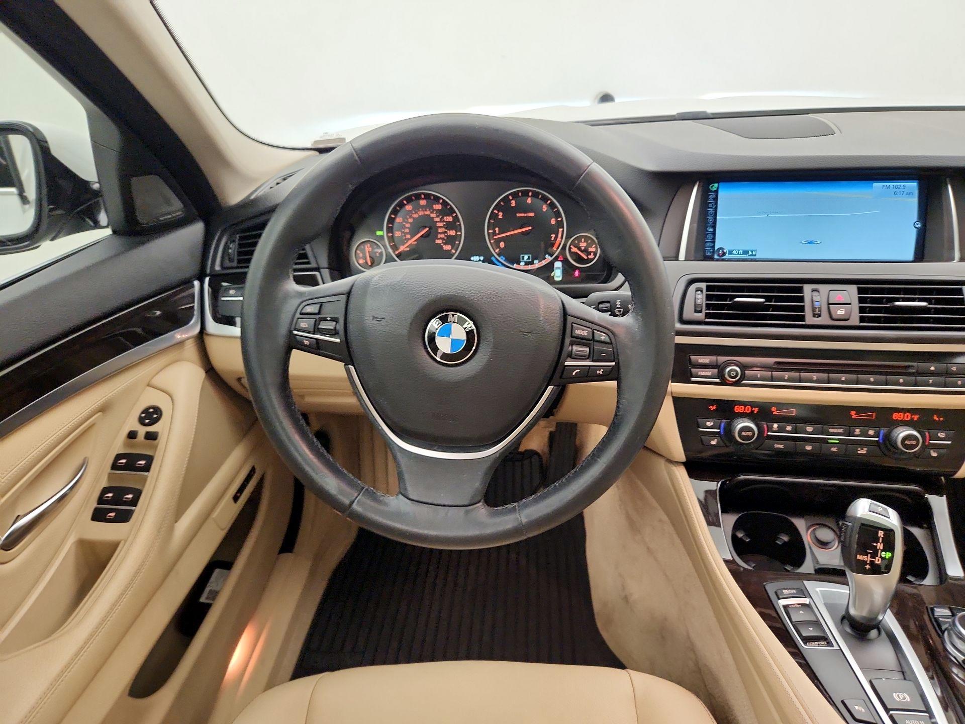 Thumbnail: 2014 BMW 5 Series - 10